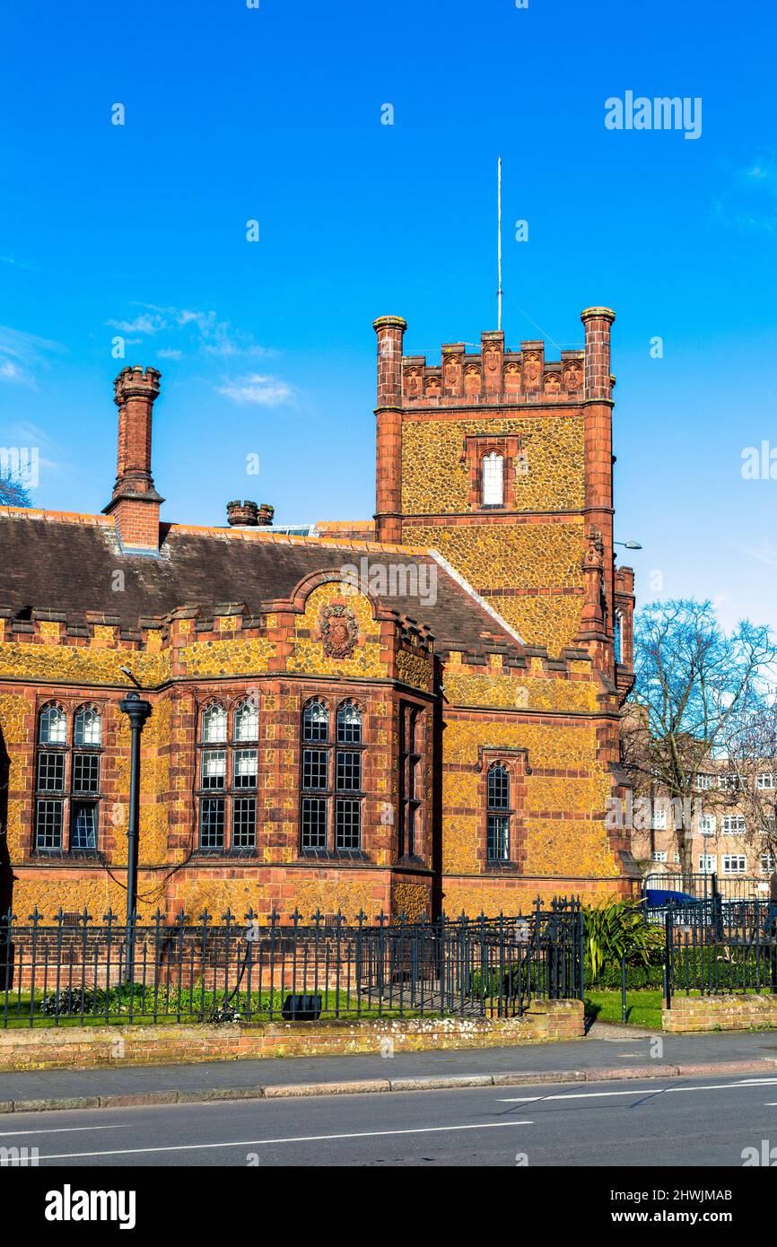 Esterno dell'edificio della King's Lynn Library, una originale biblioteca Carnegie, King's Lynn, Norfolk, Regno Unito Foto Stock