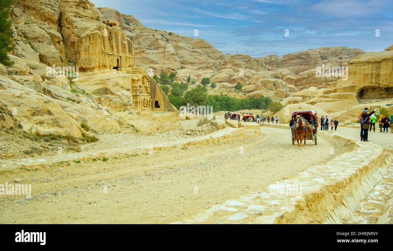 Petra Jordan visitò molti turisti prima della pandemia del febbraio 2020 Foto Stock