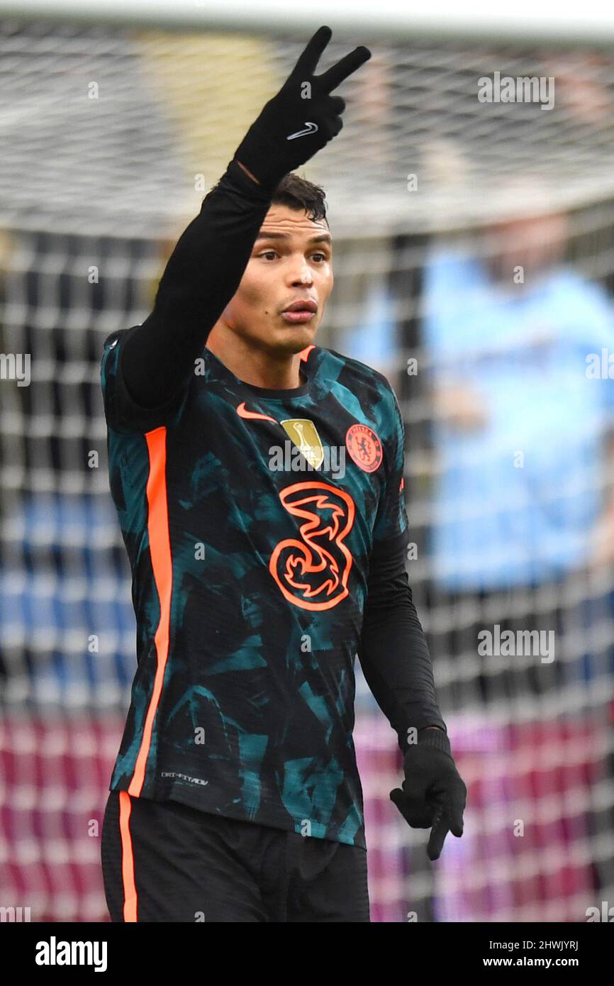 Thiago Silva di Chelsea durante la partita della Premier League tra il Burnley FC e il Chelsea FC a Turf Moor, Burnley, Regno Unito. Data foto: Sabato 5 marzo 2022. Il credito fotografico dovrebbe leggere: Anthony Devlin Foto Stock