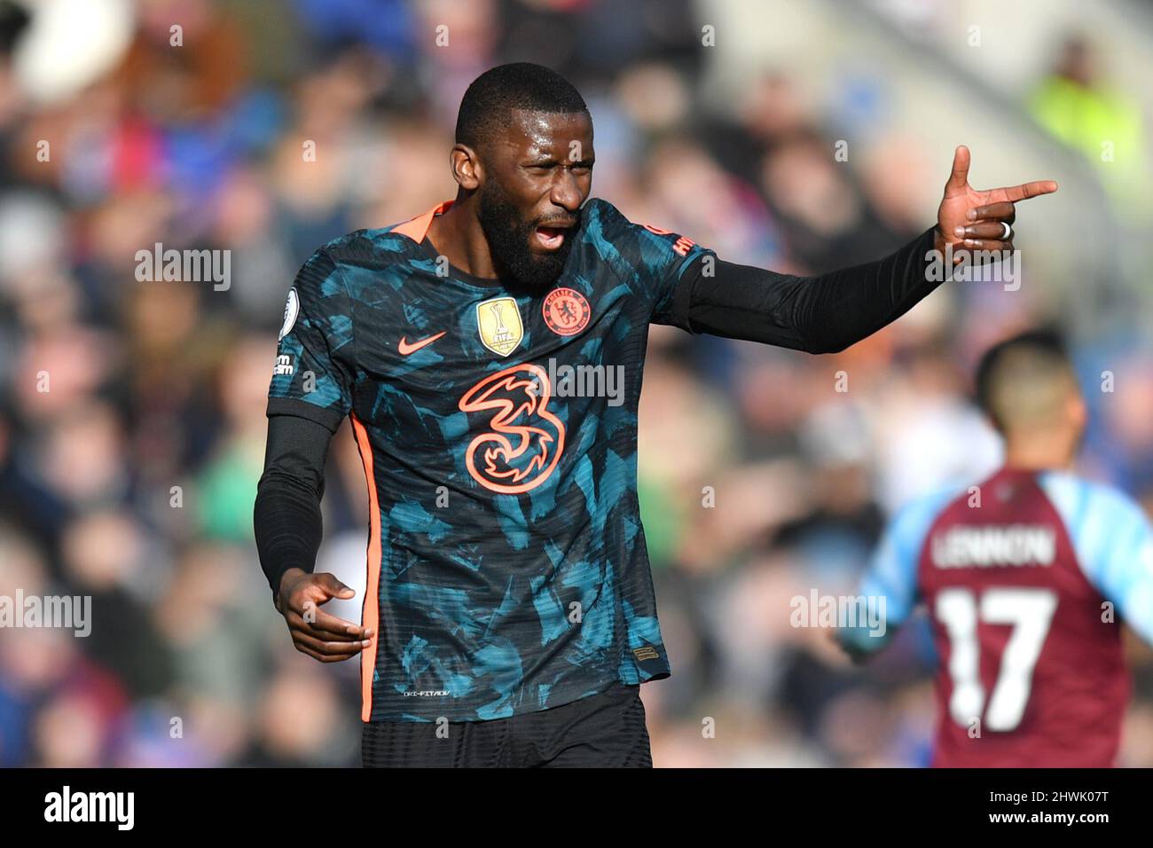 Antonio Rudiger di Chelsea durante la partita della Premier League tra il Burnley FC e il Chelsea FC a Turf Moor, Burnley, Regno Unito. Data foto: Sabato 5 marzo 2022. Il credito fotografico dovrebbe leggere: Anthony Devlin Foto Stock
