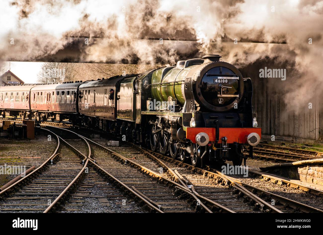 LMS 4-6-0 Royal Scot Class 6100 Royal Scot sulla East Lancs Railway vicino Bury Foto Stock