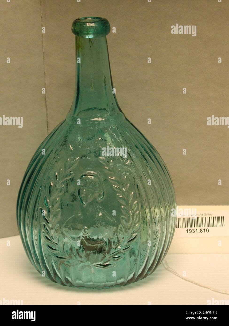 Jenny Lind bottiglia. Creatore, possibilmente da: Ravenna Glass Works, americano, 1857–ca. 1880 oggetto: Johanna Maria Lind, svedese, 1820–1887 Foto Stock