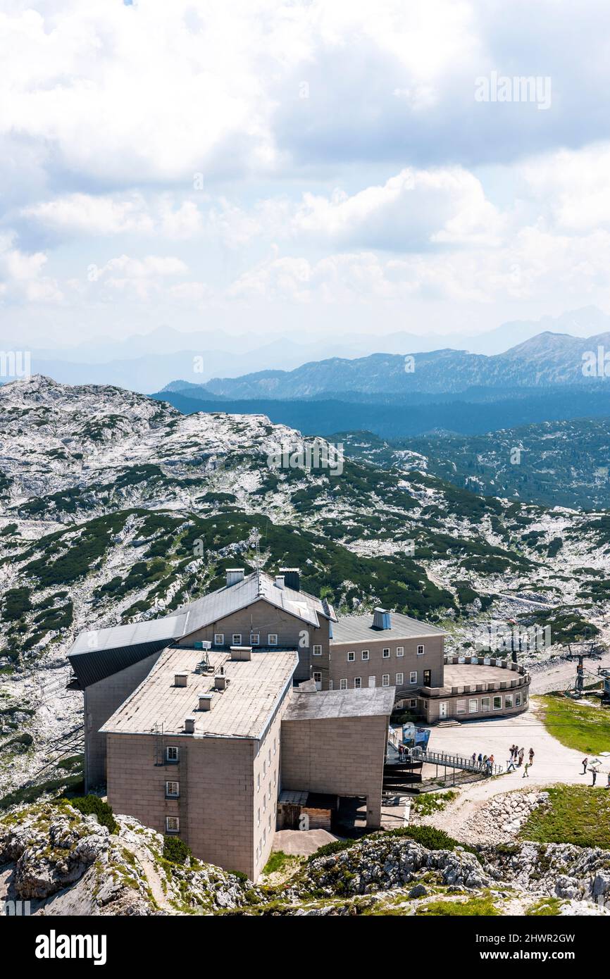 Vista della stazione di montagna di Dachstein Krippenstein Foto Stock