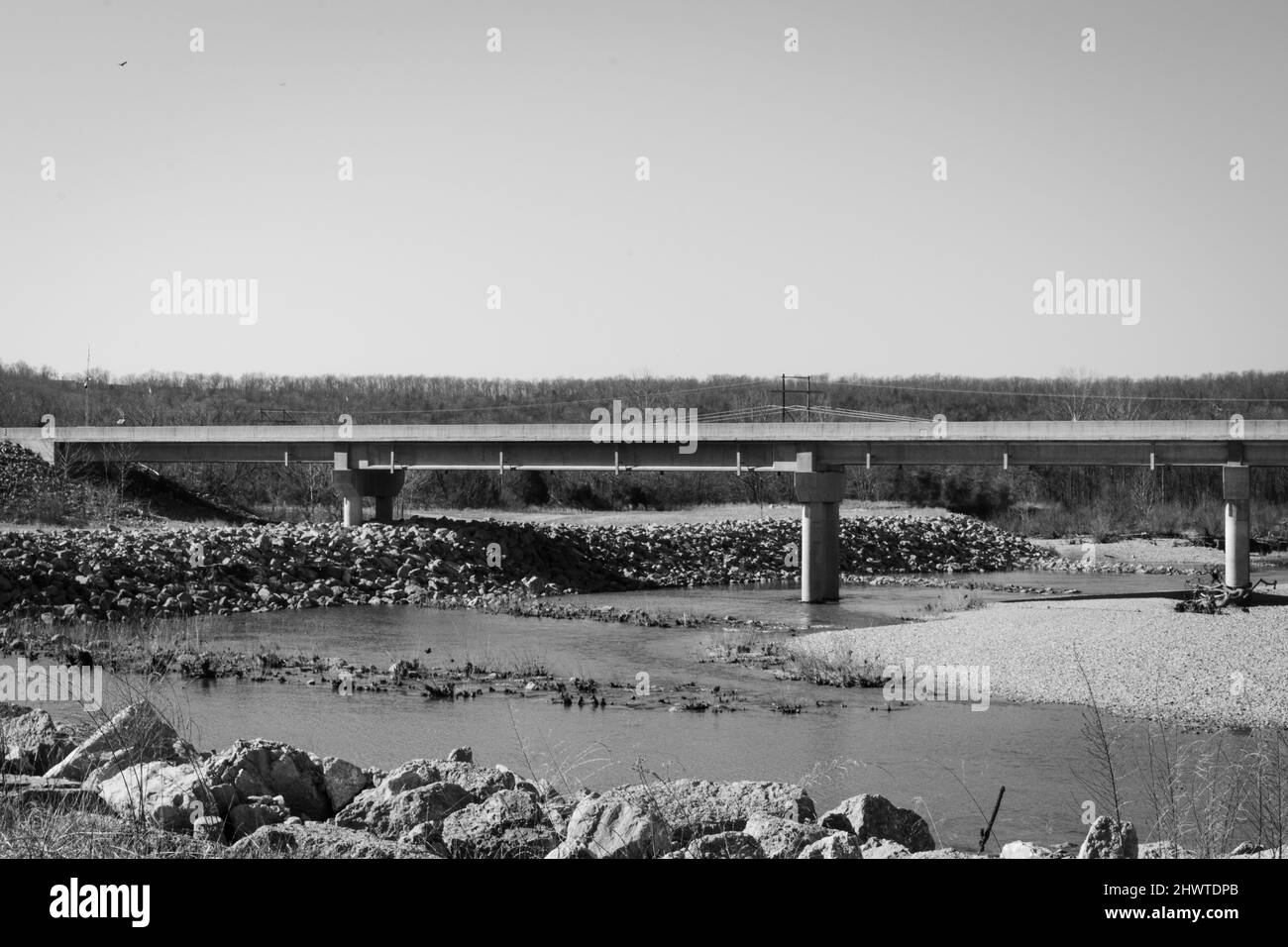 Strade di campagna e laghi nascosti Foto Stock