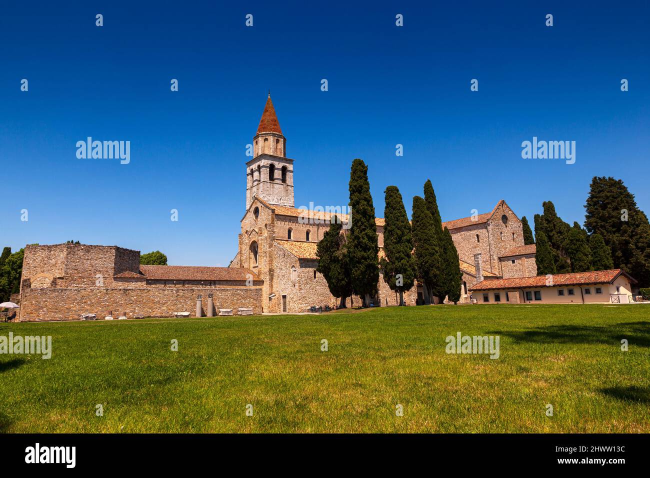 Basilica di Santa Maria Assunta in Aquileia, Udine, Italia. Basilica patriarcale di Aquileia costruita nel 11th secolo. Importante vista cristiana da Roma Foto Stock