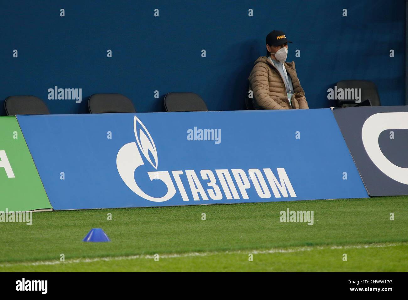 San Pietroburgo, Russia. 07th Mar 2022. Banner Gazprom sulla partita di calcio della Premier League russa tra Zenit Saint Petersburg e Ufa alla Gazprom Arena. Punteggio finale; Zenit 2:0 Ufa. (Foto di Kashkkkovskij/Sipa Image/Sipa USA) Credit: Sipa USA/Alamy Live News Foto Stock