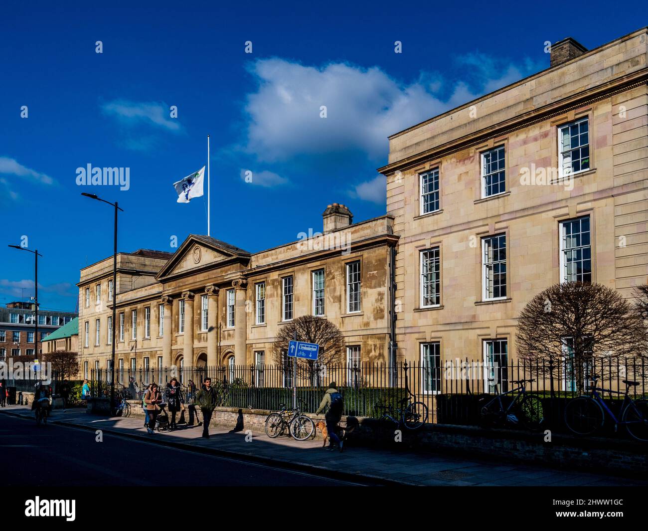 Emmanuel College Cambridge University - ingresso frontale su St Andrew's St all'Emmanuel College, parte dell'Università di Cambridge. Fondata nel 1584. Foto Stock