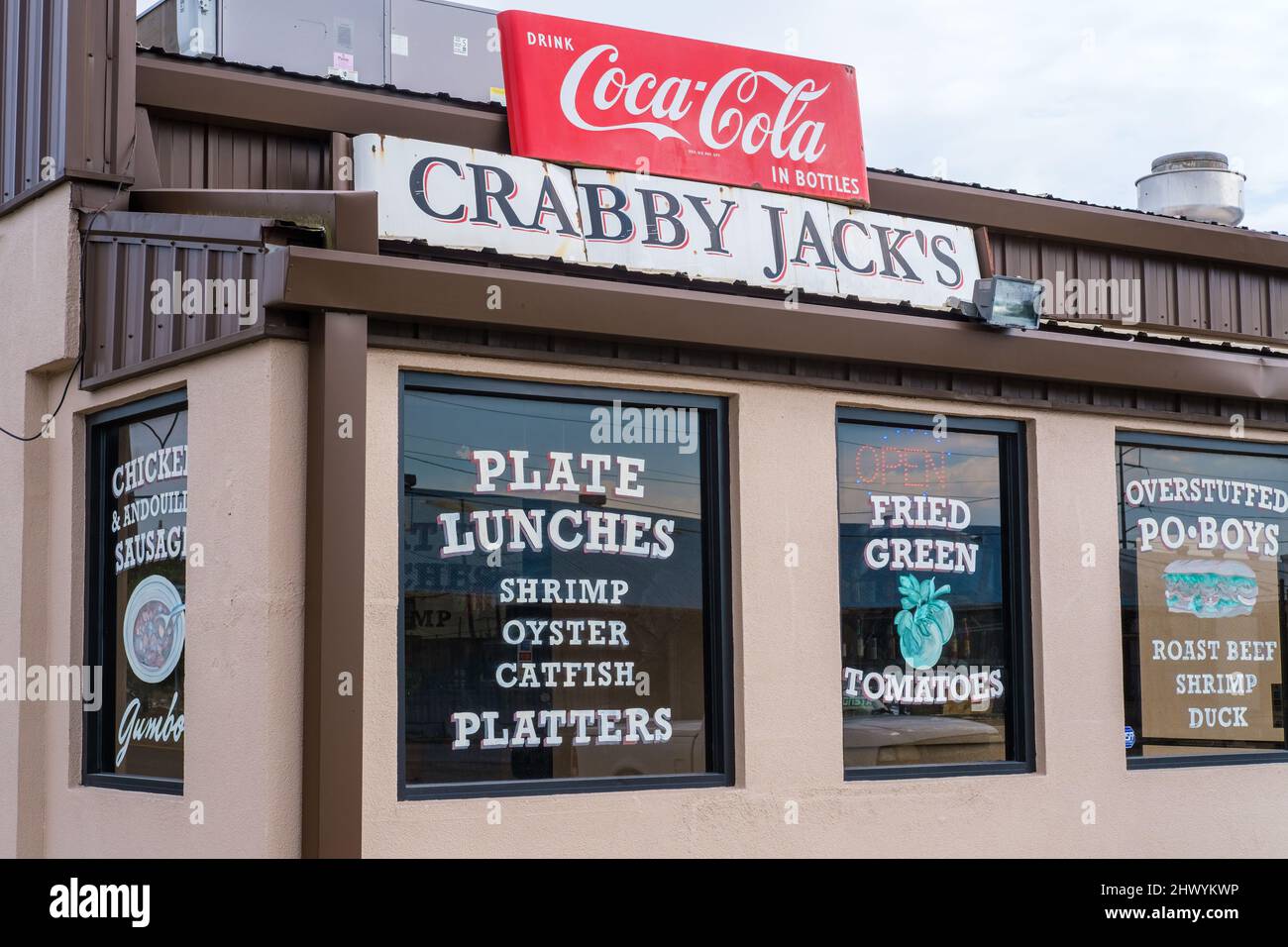 JEFFERSON, LA, USA - 3 MARZO 2022: Il famoso Crabby Jack's Restaurant, appena fuori da New Orleans, sulla Jefferson Highway Foto Stock