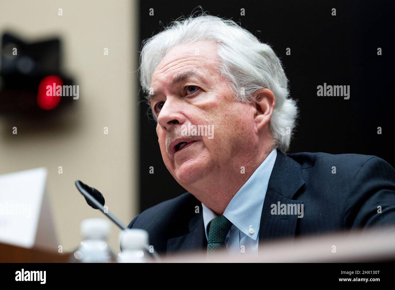 Washington, DC, Stati Uniti. 8th Mar 2022. 8 marzo 2022 - Washington, DC, Stati Uniti: WILLIAM BURNS, Direttore, Central Intelligence Agency, parlando ad un'audizione della Camera permanente Select Committee on Intelligence. (Credit Image: © Michael Brochstein/ZUMA Press Wire) Foto Stock