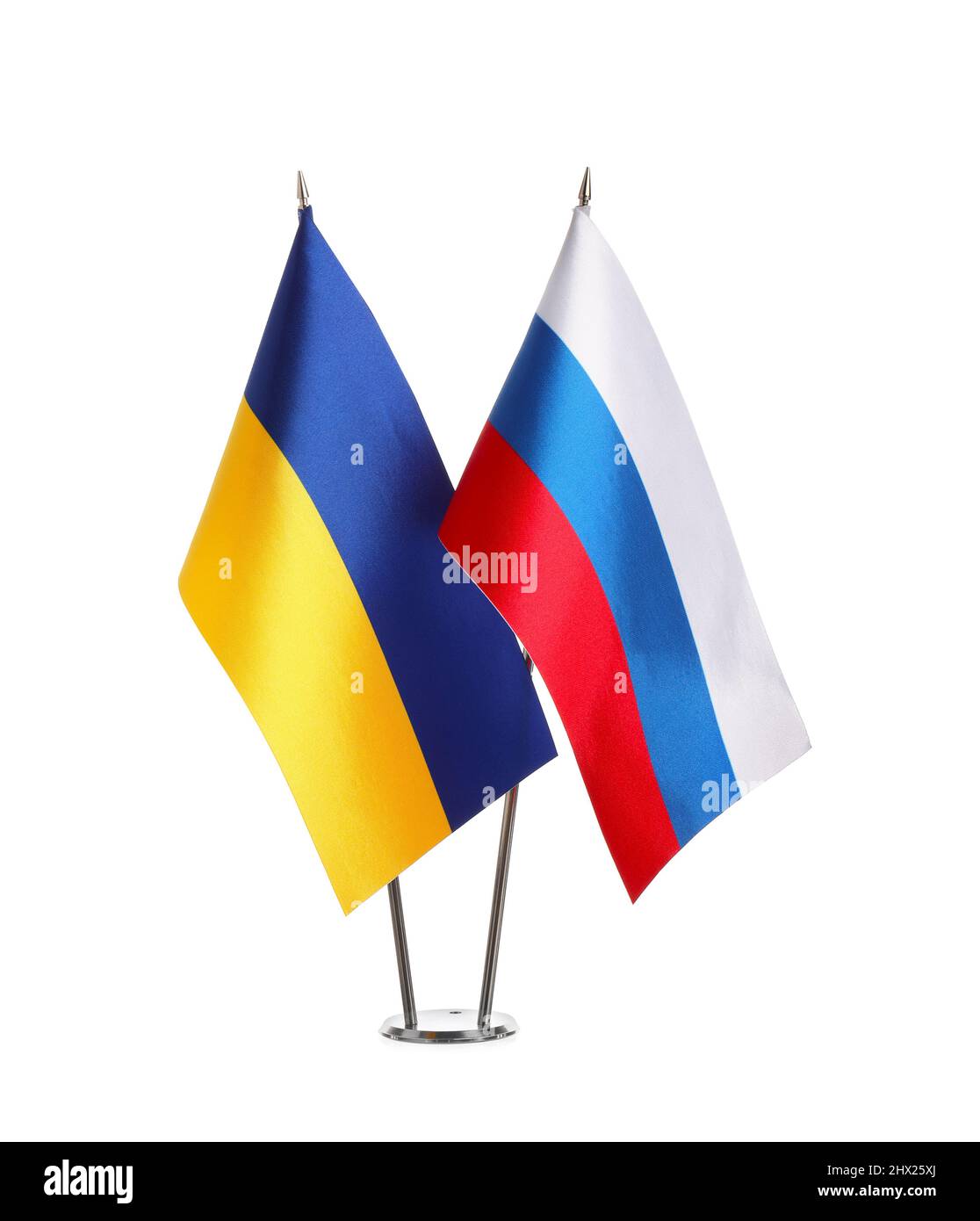 Bandiere russe e ucraine su sfondo bianco Foto Stock