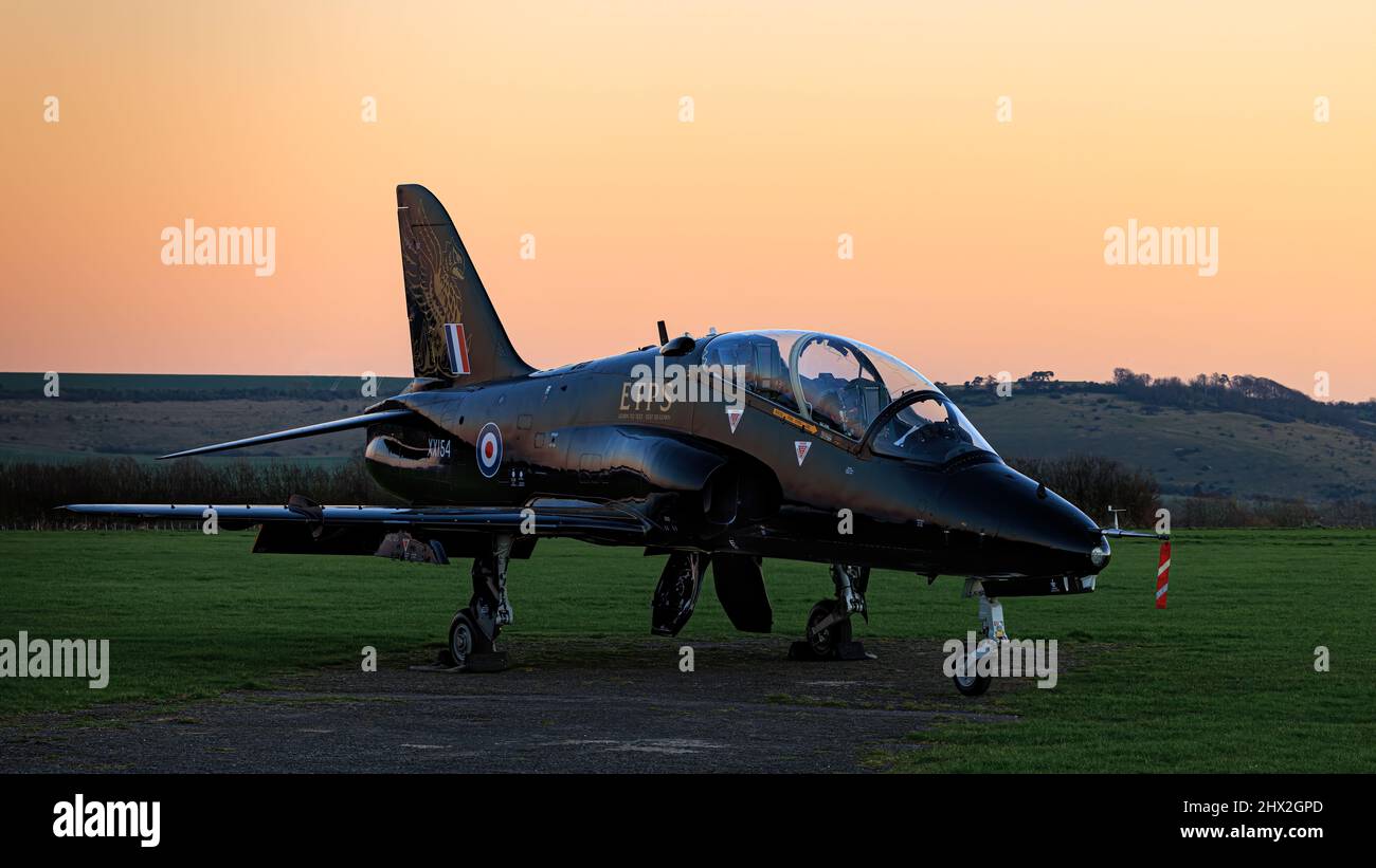 Ex Empire Test Pilots School (ETPS) BAe Hawk Mk1 presso l'aeroporto Old Sarum, Wiltshire, Regno Unito Foto Stock