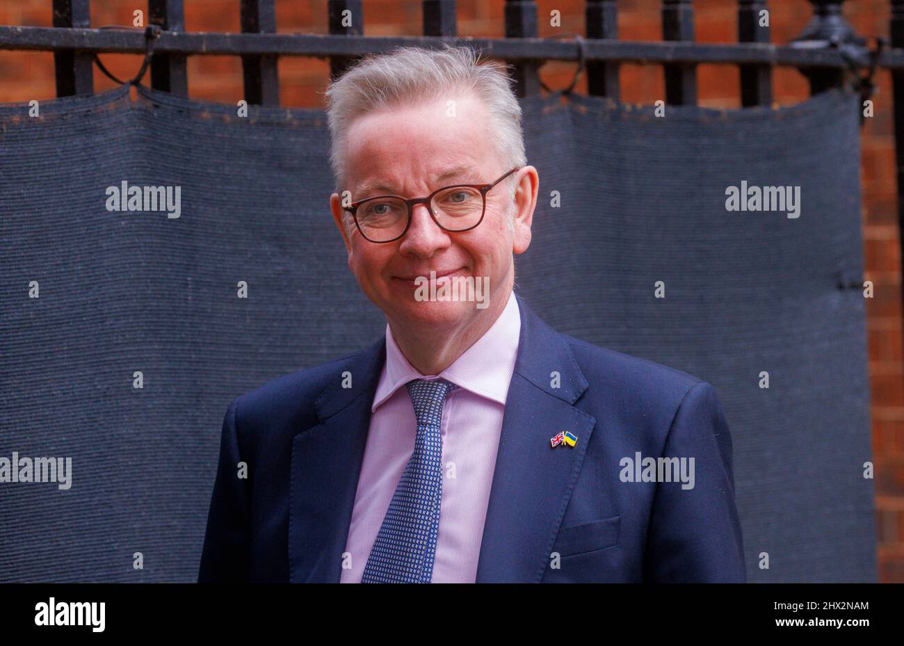 Londra, Regno Unito. 09th Mar 2022. Michae Gove, Segretario di Stato per il livellamento, l'edilizia abitativa e le Comunità e Ministro per le relazioni intergovernative a Downing Street. Credit: Mark Thomas/Alamy Live News Foto Stock