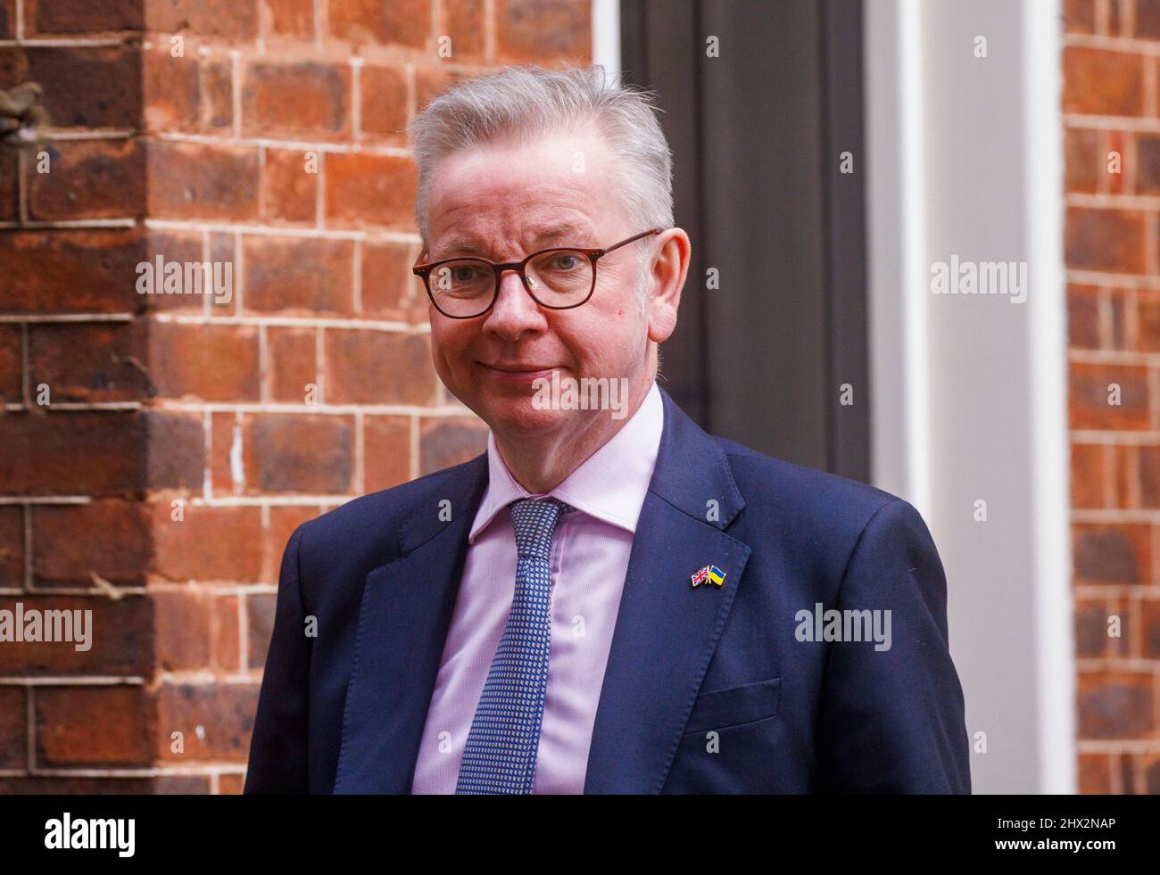Londra, Regno Unito. 09th Mar 2022. Michae Gove, Segretario di Stato per il livellamento, l'edilizia abitativa e le Comunità e Ministro per le relazioni intergovernative a Downing Street. Credit: Mark Thomas/Alamy Live News Foto Stock