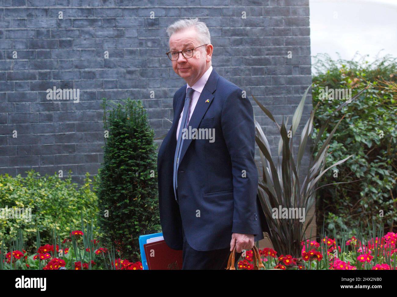 Londra, Regno Unito. 09th Mar 2022. Michae Gove, Segretario di Stato per il livellamento, l'edilizia abitativa e le Comunità e Ministro per le relazioni intergovernative a Downing Street. Credit: Mark Thomas/Alamy Live News Foto Stock