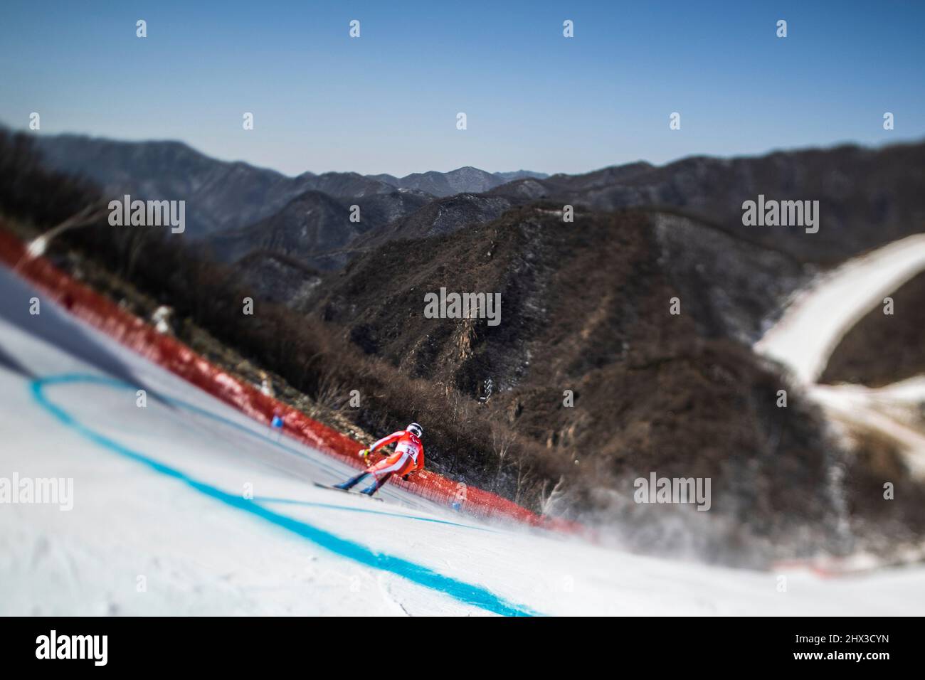 Yinqang (Cina) / 02.03.22 Impressionen der Rennstrecke beim 2.Training Para Alpine Sci, discesa Donna in piedi. Credit: Mika Volkmann Foto Stock
