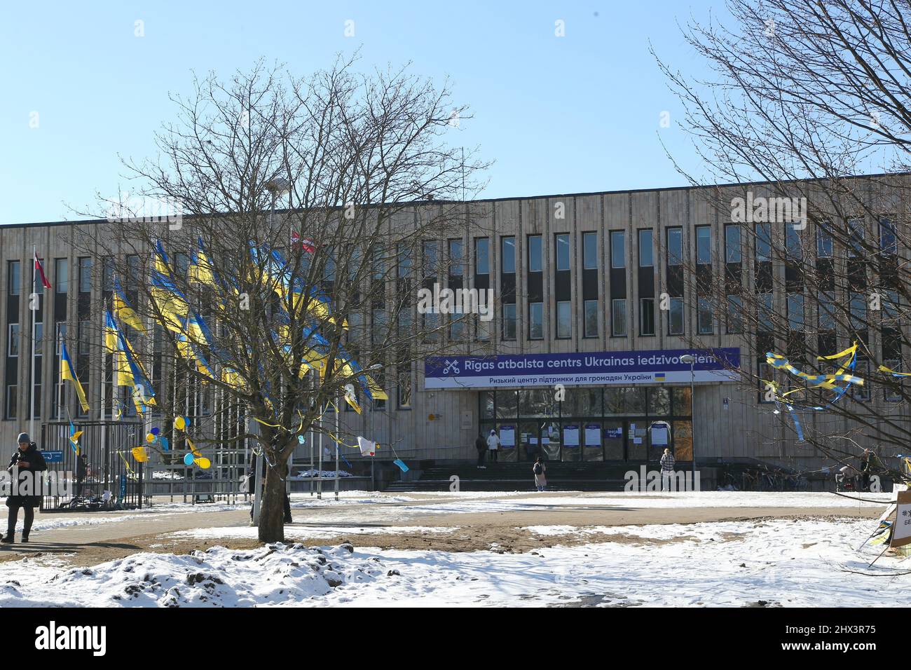 Riga, Lettonia. 09th Mar 2022. Centro di assistenza per i rifugiati ucraini nel centro della città. Credit: Alexander Welscher/dpa/Alamy Live News Foto Stock