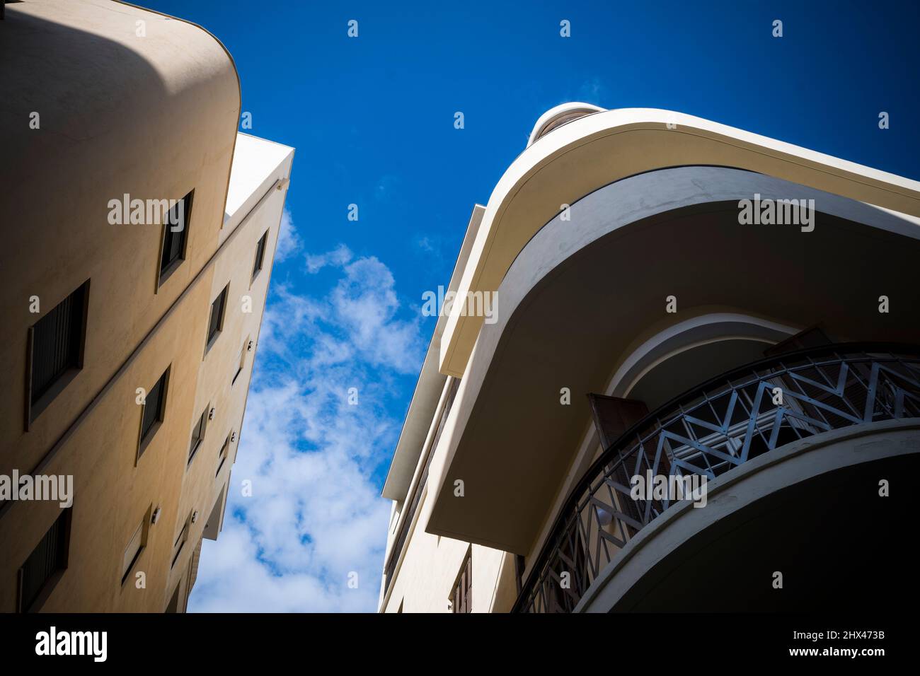 Architettura Bauhaus nel quartiere della Città Bianca di Tel Aviv Foto Stock