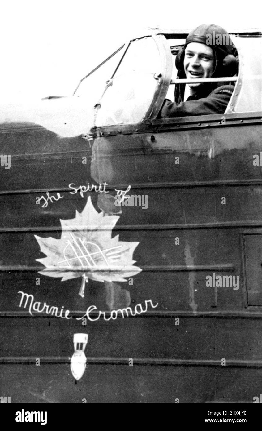 ***** Primo Squadrone del bomber canadese -- una mascotte 'della leafe del mascotte del mascotte del mascotte del mascotte del mascotte del 'della leafe del mascotte Di uno degli aerei dello Squadrone. Il primo squadrone canadese del Bomber è stato formato nel suo paese ed è guidato da un comandante dell'ala, D.F.C. ***** Saskatchewan, che imparò a volare nel suo tempo libero ***** Scherzando il R.A.F. sei anni fa. Lo Squadrone è ***** Da membri canadesi del R.A.F. e altri ***** Alla Royal Canadian Air Force che ha ***** Addestrato sotto il programma di addestramento dell'impero. Luglio 30, 1941. (Foto di Fox Photo). Foto Stock