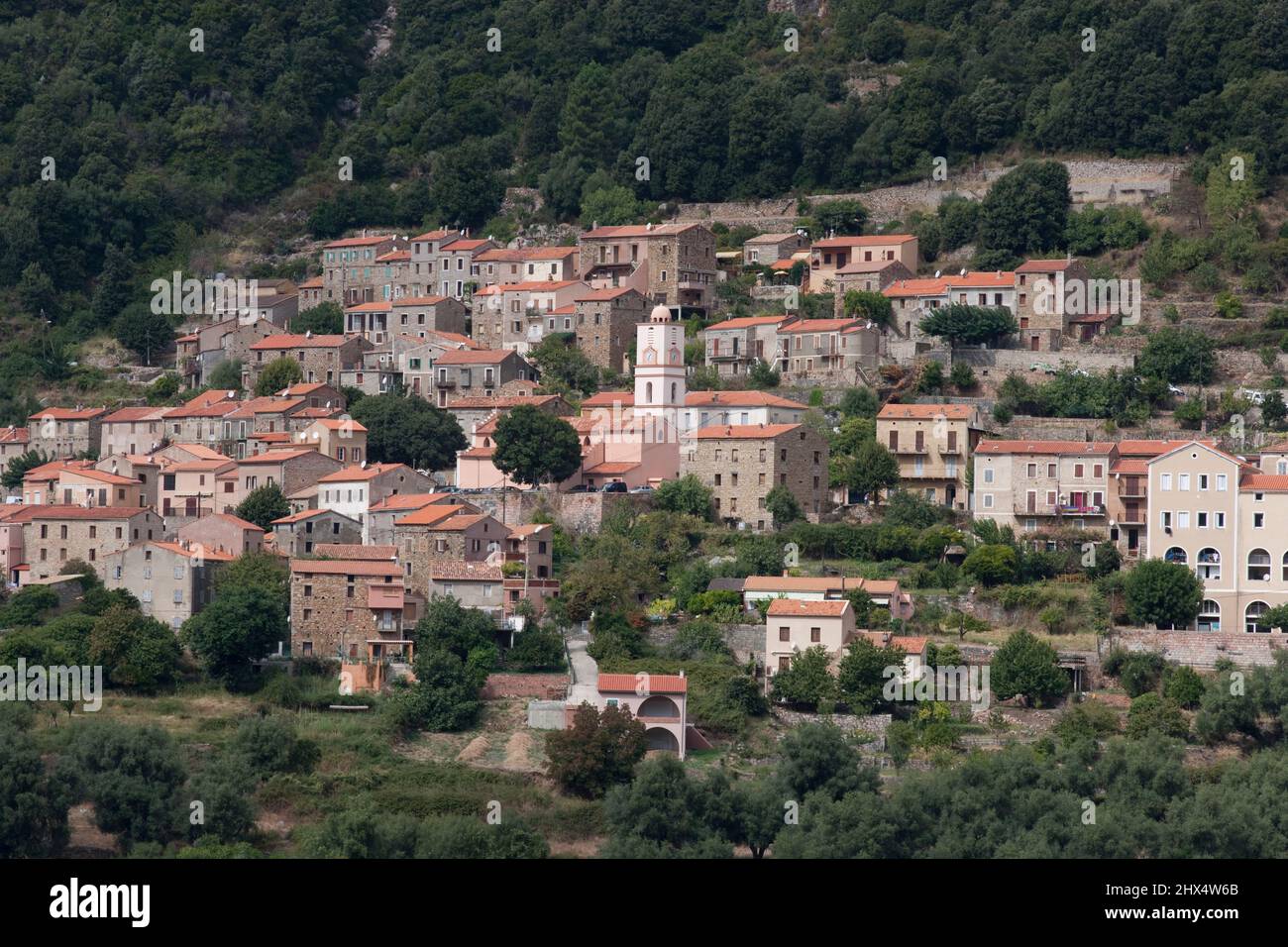 Francia, Corsica, Ota, vista del villaggio Foto Stock