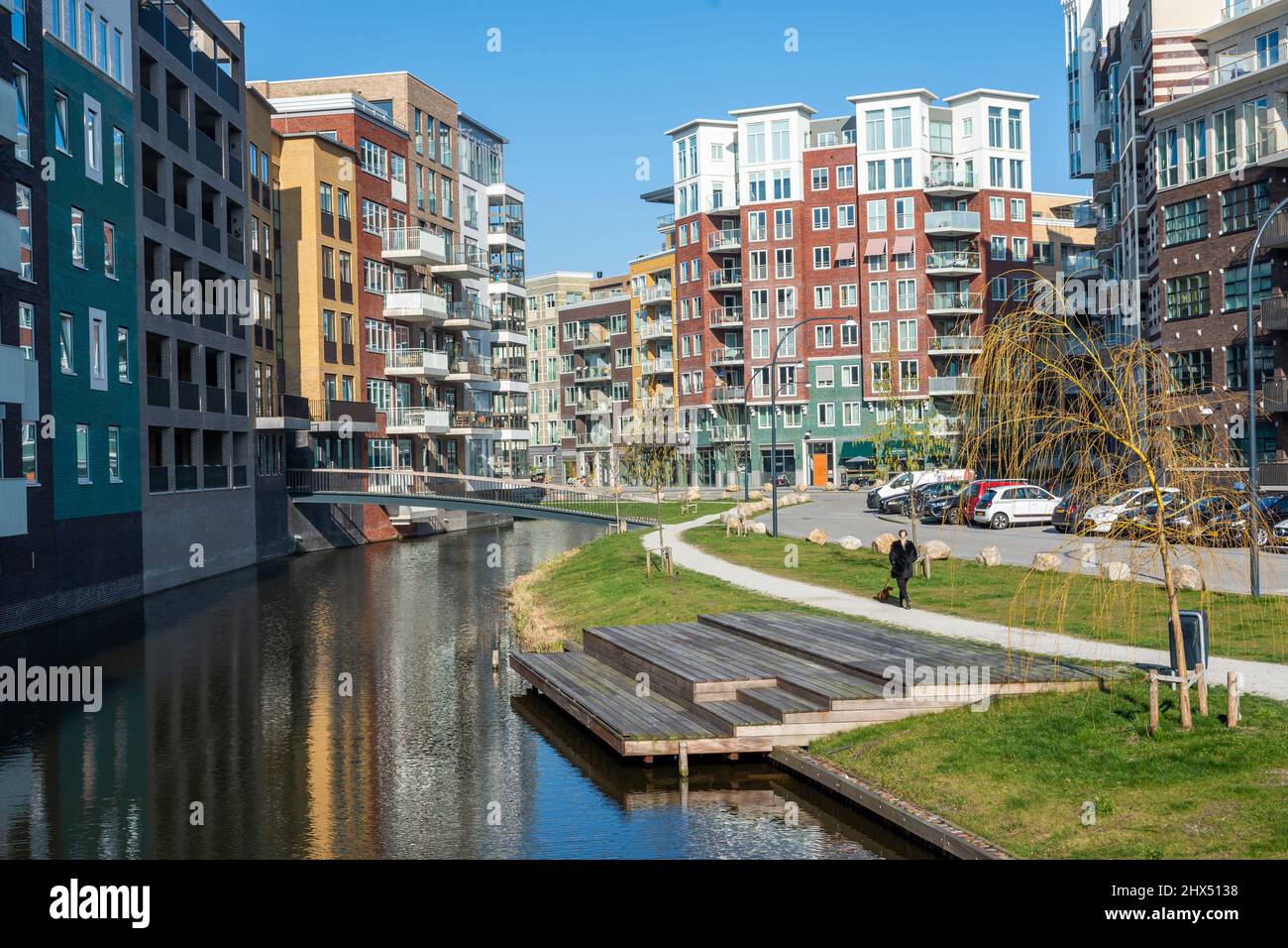 Diemen, Olanda settentrionale, Paesi Bassi, 05.03.2022, New, Moderno quartiere olandese a Diemen sud, alla periferia di Amsterdam, chiamato Holland Park Foto Stock