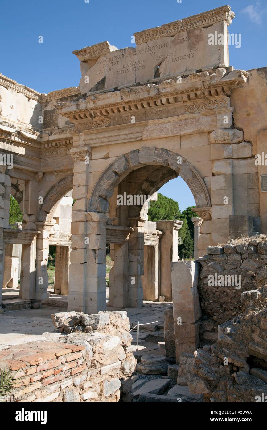 Turchia, Efeso, vicino a Selcuk, porta di Augusto Foto Stock