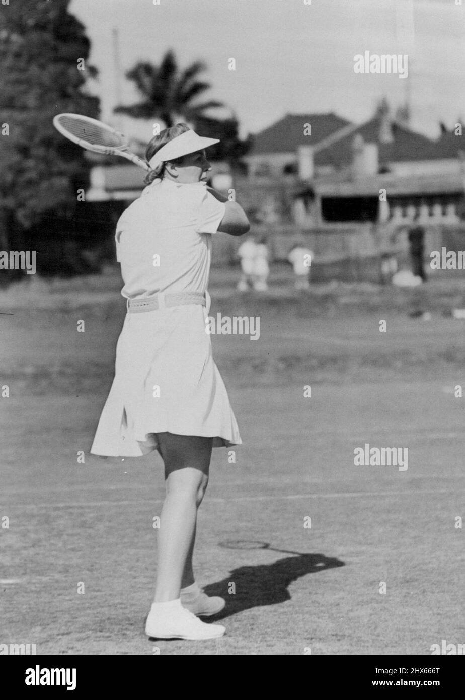 Nancy Wynne - Tennis. Settembre 30, 1945. Foto Stock