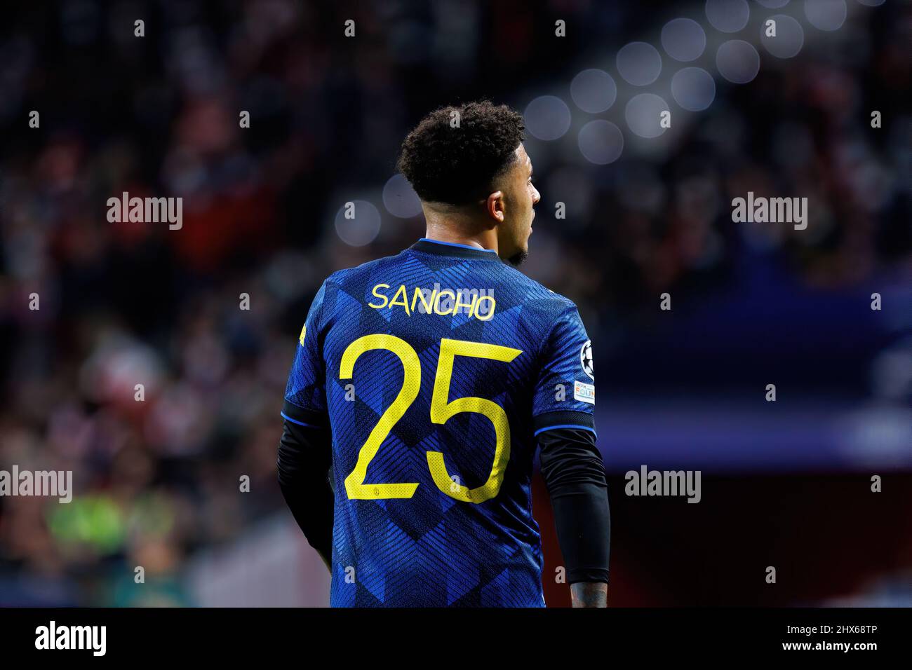 MADRID - FEB 23: Jadon Sancho in azione alla partita di Champions League tra il Club Atletico de Madrid e il Manchester United al Metropolitano Stadi Foto Stock