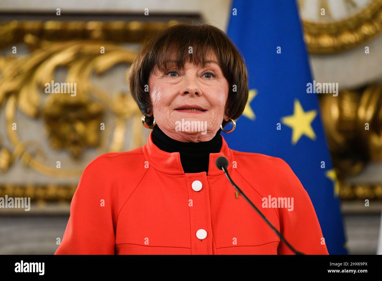 Parigi, Francia. 9 marzo 2022, l'attrice francese Macha Meril durante la cerimonia di premiazione del Premio del Libro geopolitico del 2022, il 9 marzo 2022, presso il Ministero per l'Europa e gli Affari Esteri di Parigi, Francia. Credit: Victor Joly/Alamy Live News Foto Stock