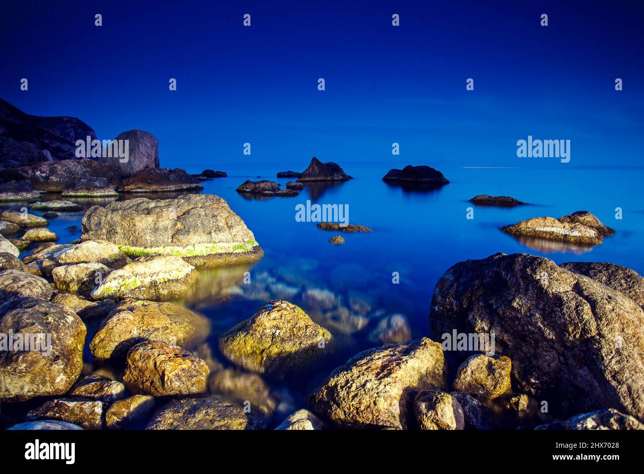 Bellissimo paesaggio marino e pietre. Crimea, Ucraina, l'Europa. Bellezza Mondo. Foto Stock