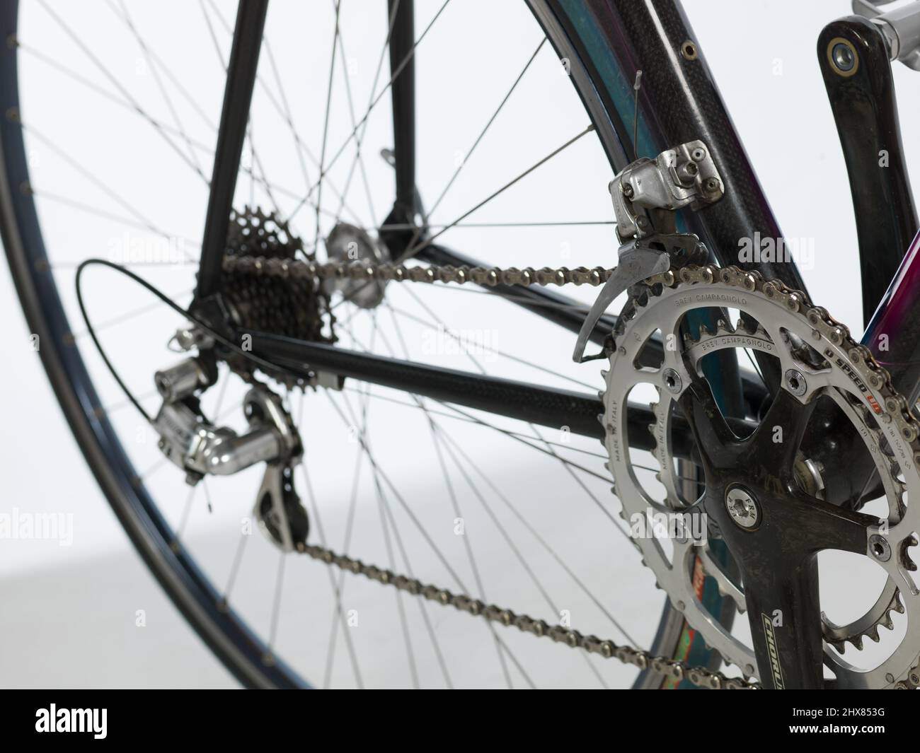 Colnago C40, fine 1990s, Italia, catena di trasmissione, trasmissione a 45 gradi/oltre, dettaglio meccanico posteriore Foto Stock