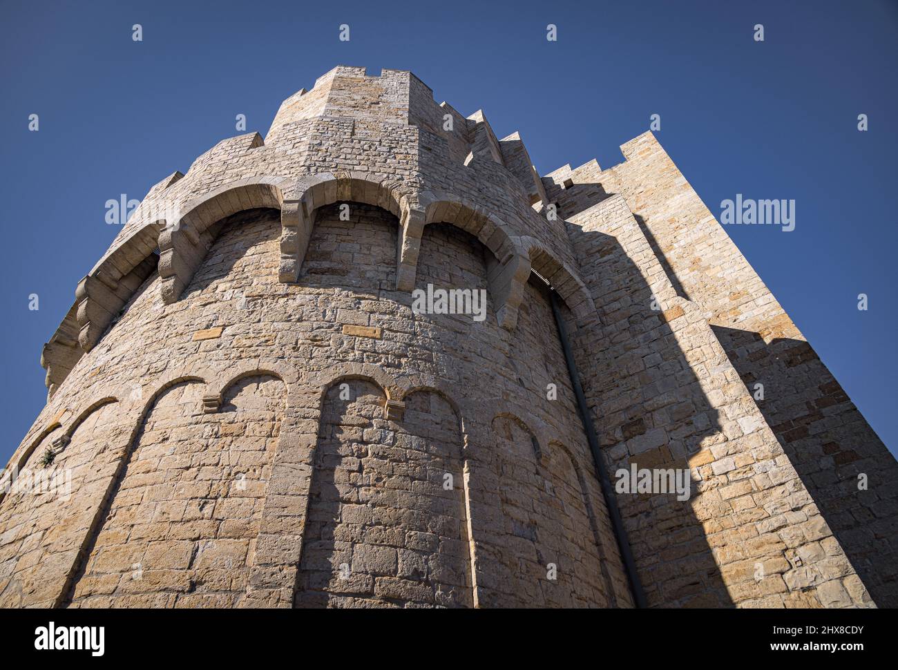 Chiesa dei Saintes-Maries-de-la-Mer, Camargue, Provenza, Francia Foto Stock