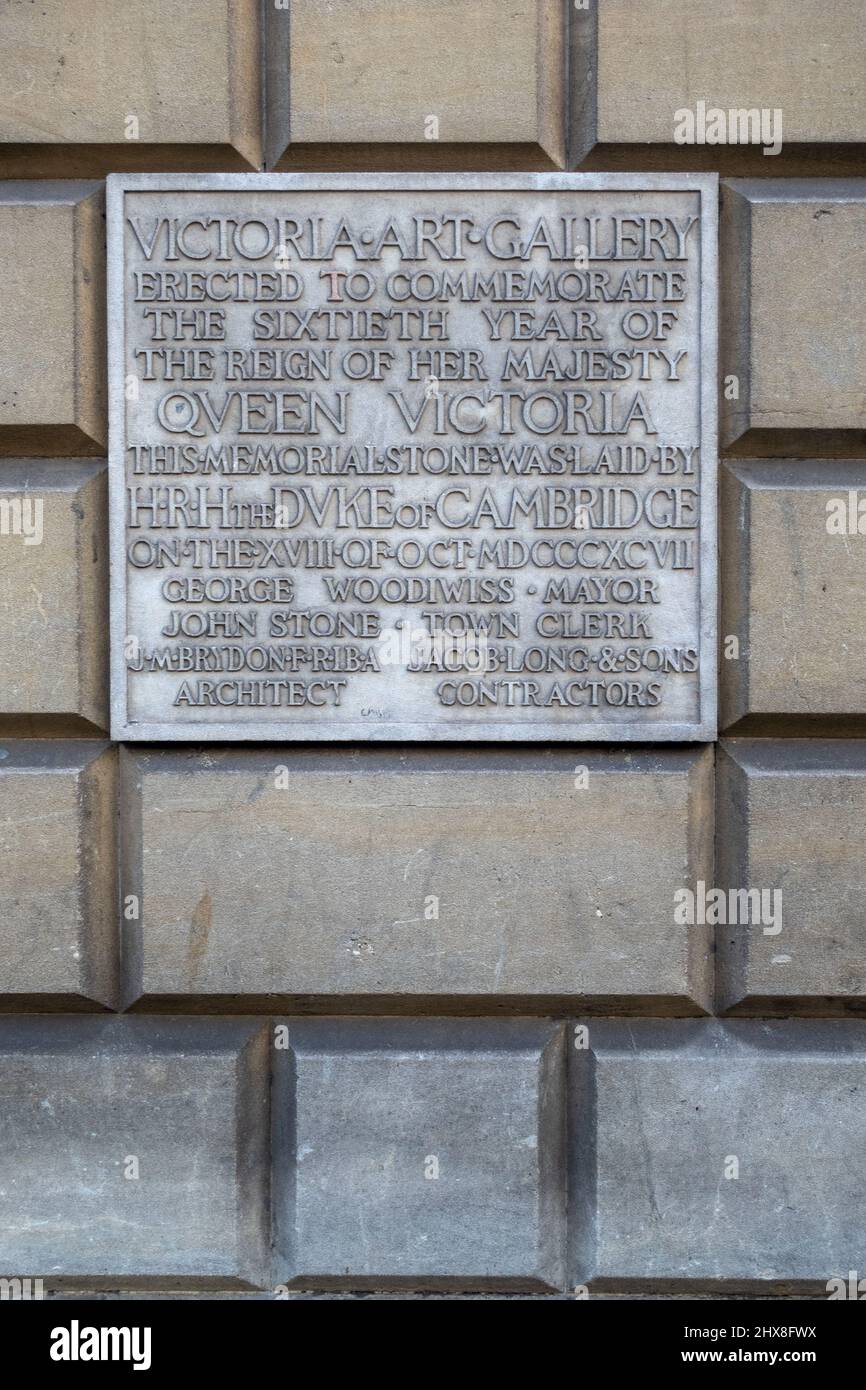 Victoria Art Gallery commemorazione targa, Città di Bath un sito patrimonio dell'umanità dell'UNESCO, Somerset, Inghilterra, Regno Unito Foto Stock