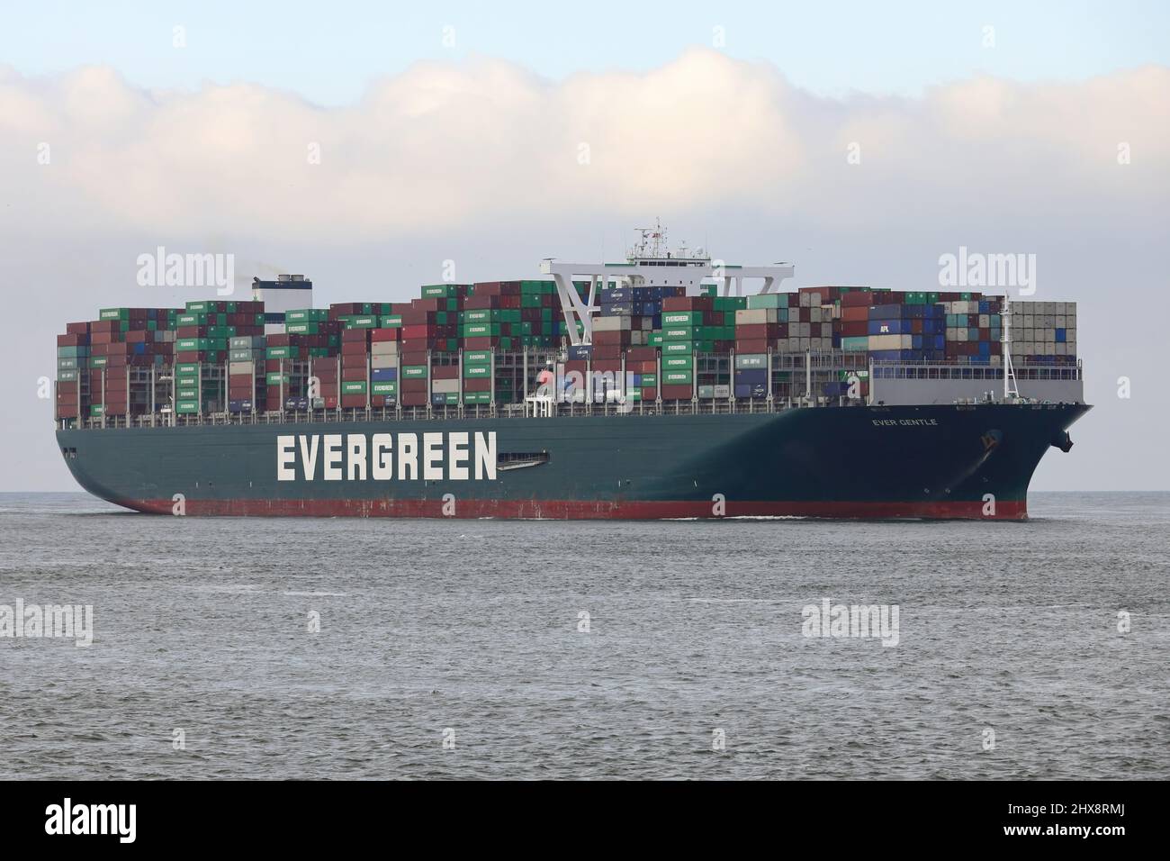 La nave container sarà sempre dolce e raggiungerà il porto di Rotterdam la sera del 14 novembre 2021. Foto Stock