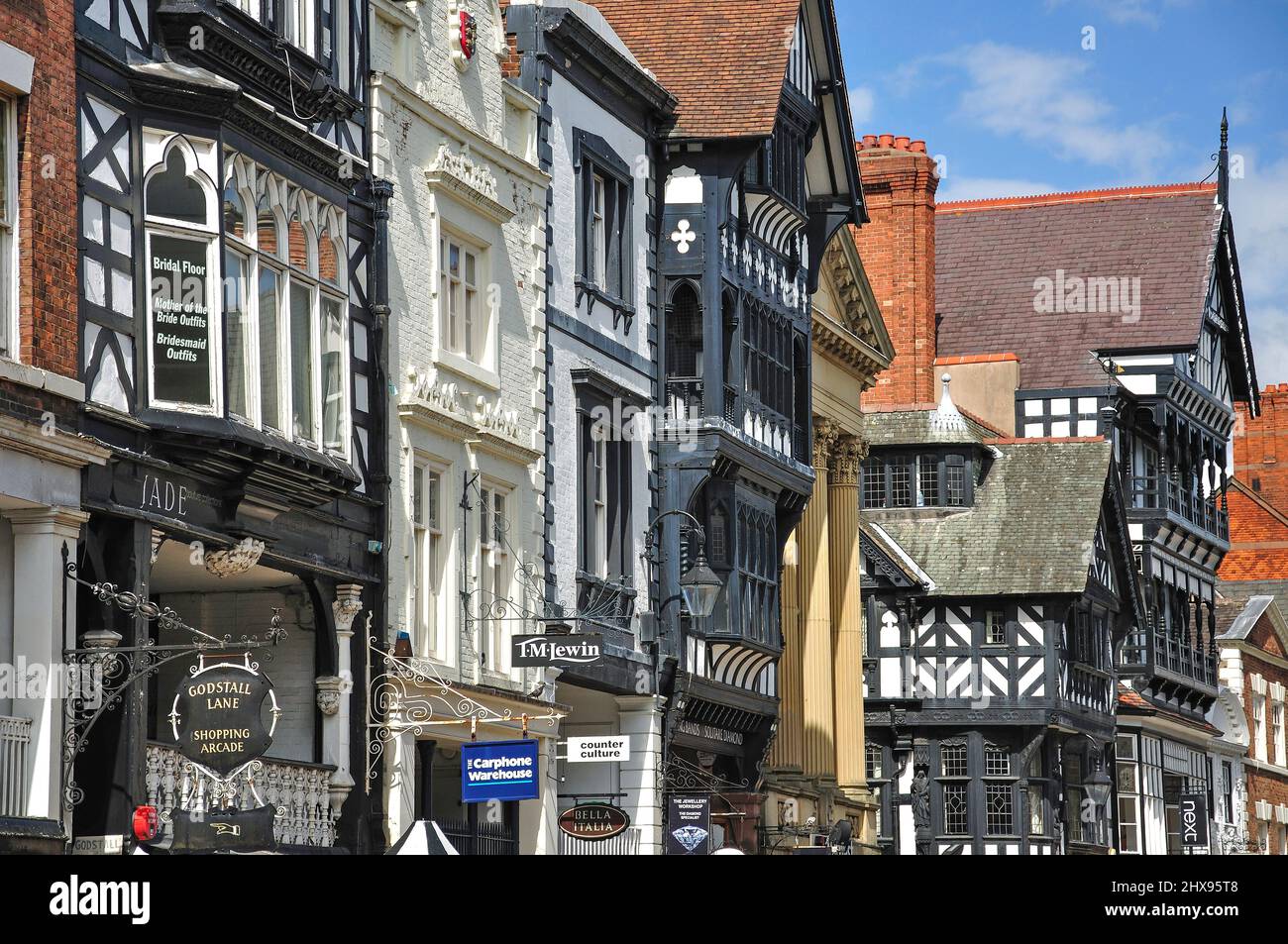 Le righe, Eastgate Street, Chester, Cheshire, Inghilterra, Regno Unito Foto Stock