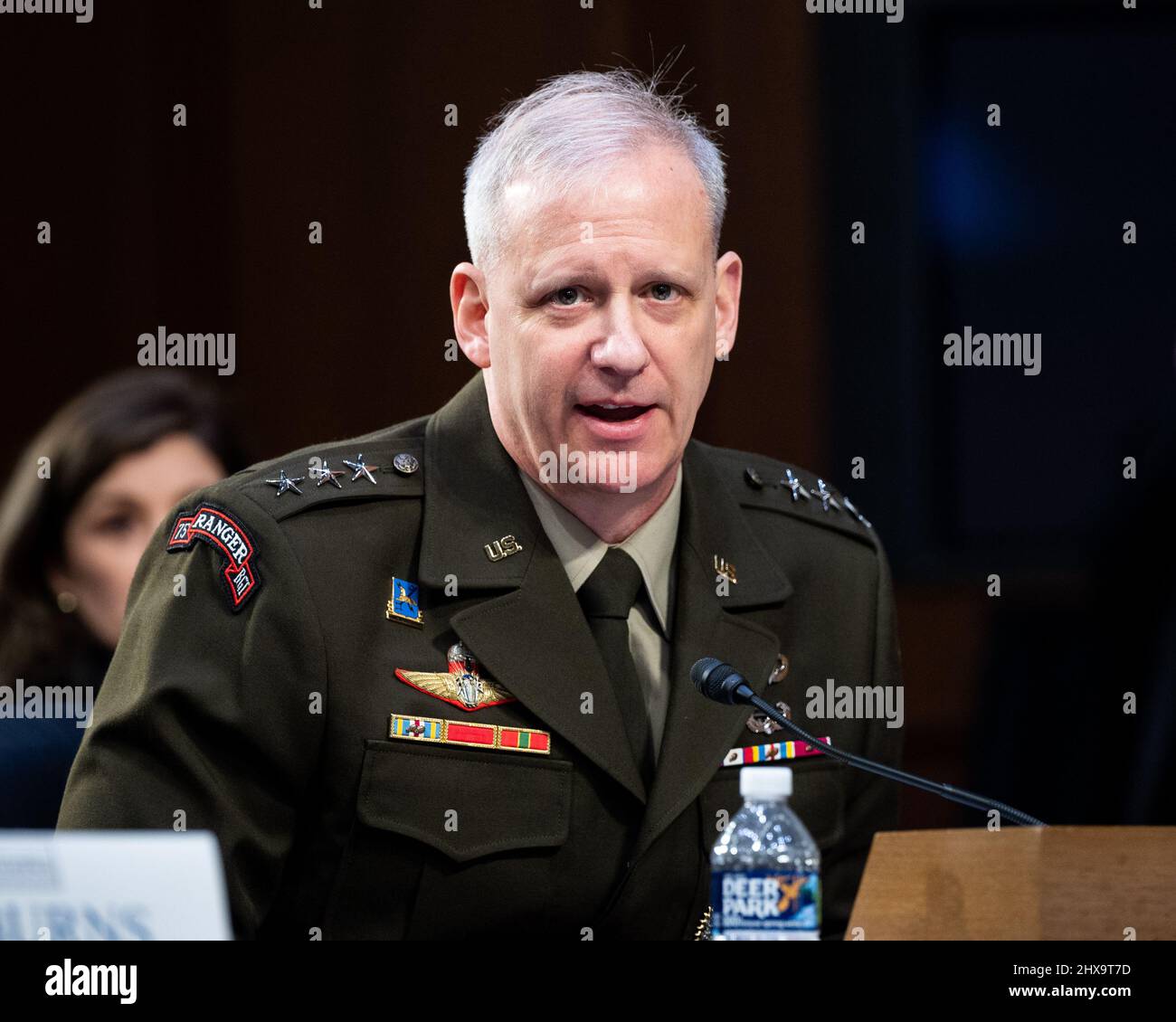 Washington DC, Stati Uniti. 10th Mar 2022. Scott Berrier, direttore della Defense Intelligence Agency, parla in un'audizione del Senato Intelligence Committee. Credit: SOPA Images Limited/Alamy Live News Foto Stock