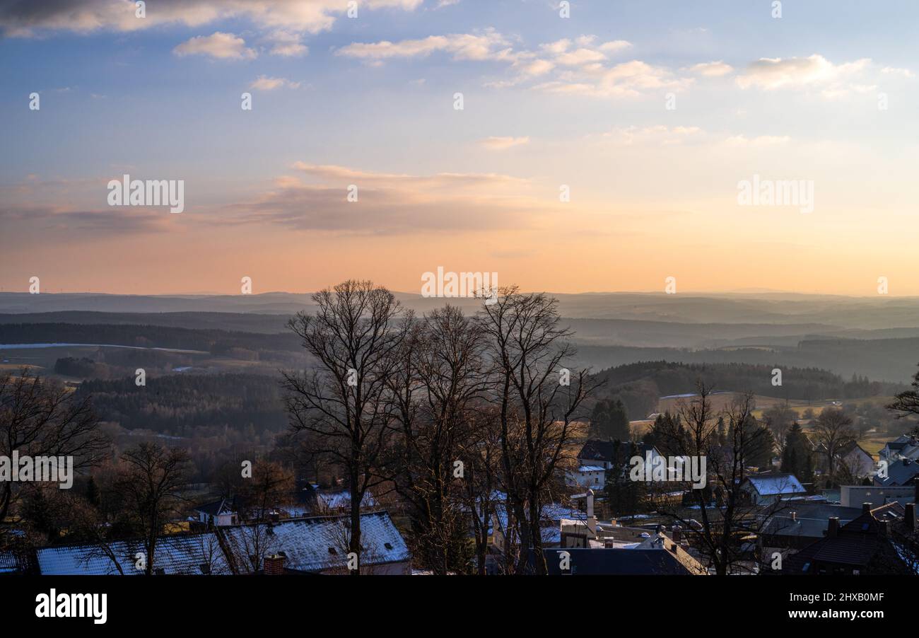 Inverno a Schöneck, Blick vom Alten Söll (Stadtfelsen) Foto Stock