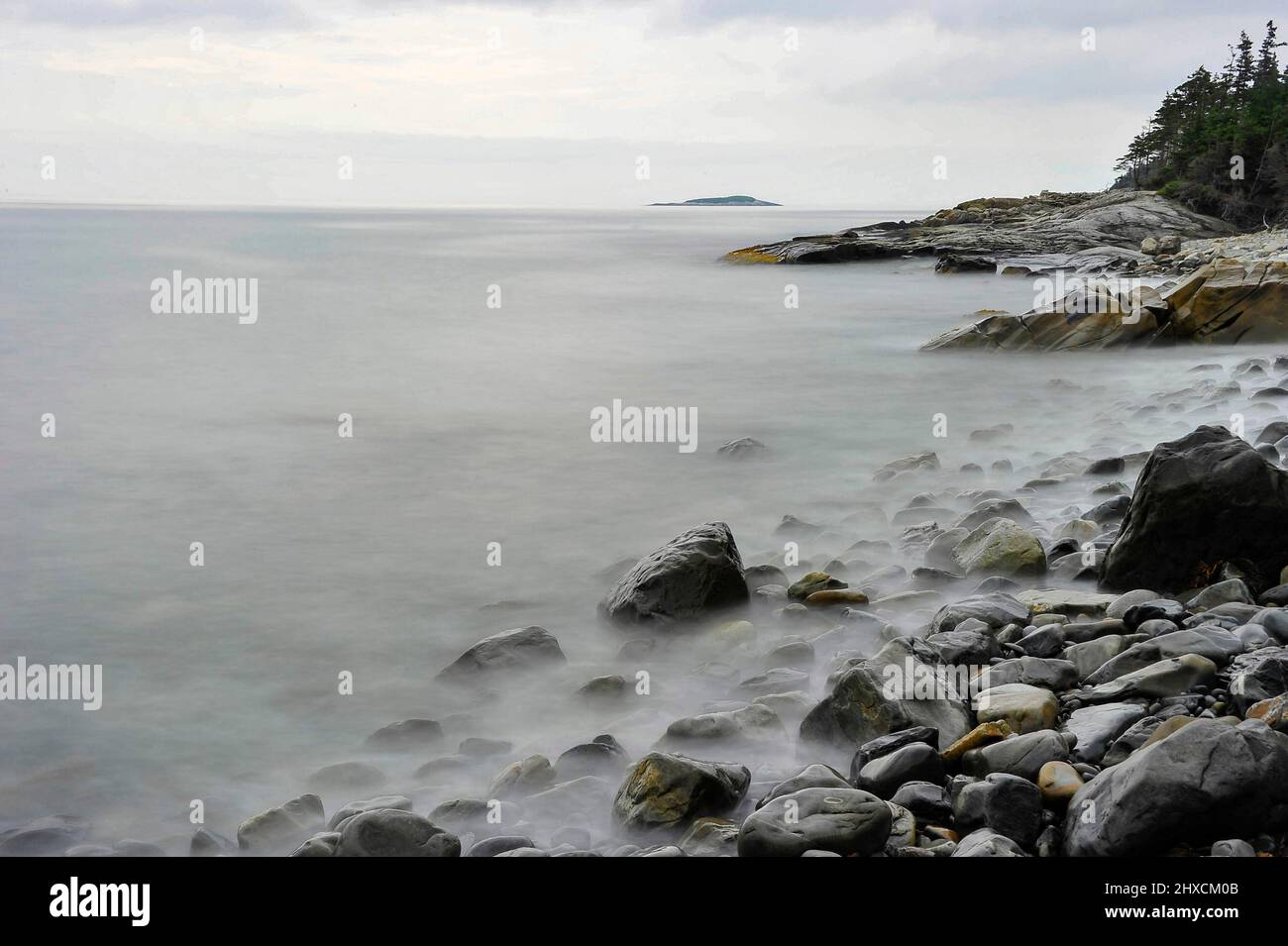 Pietre e rocce sulla costa atlantica, Nuova Scozia, Canada Foto Stock