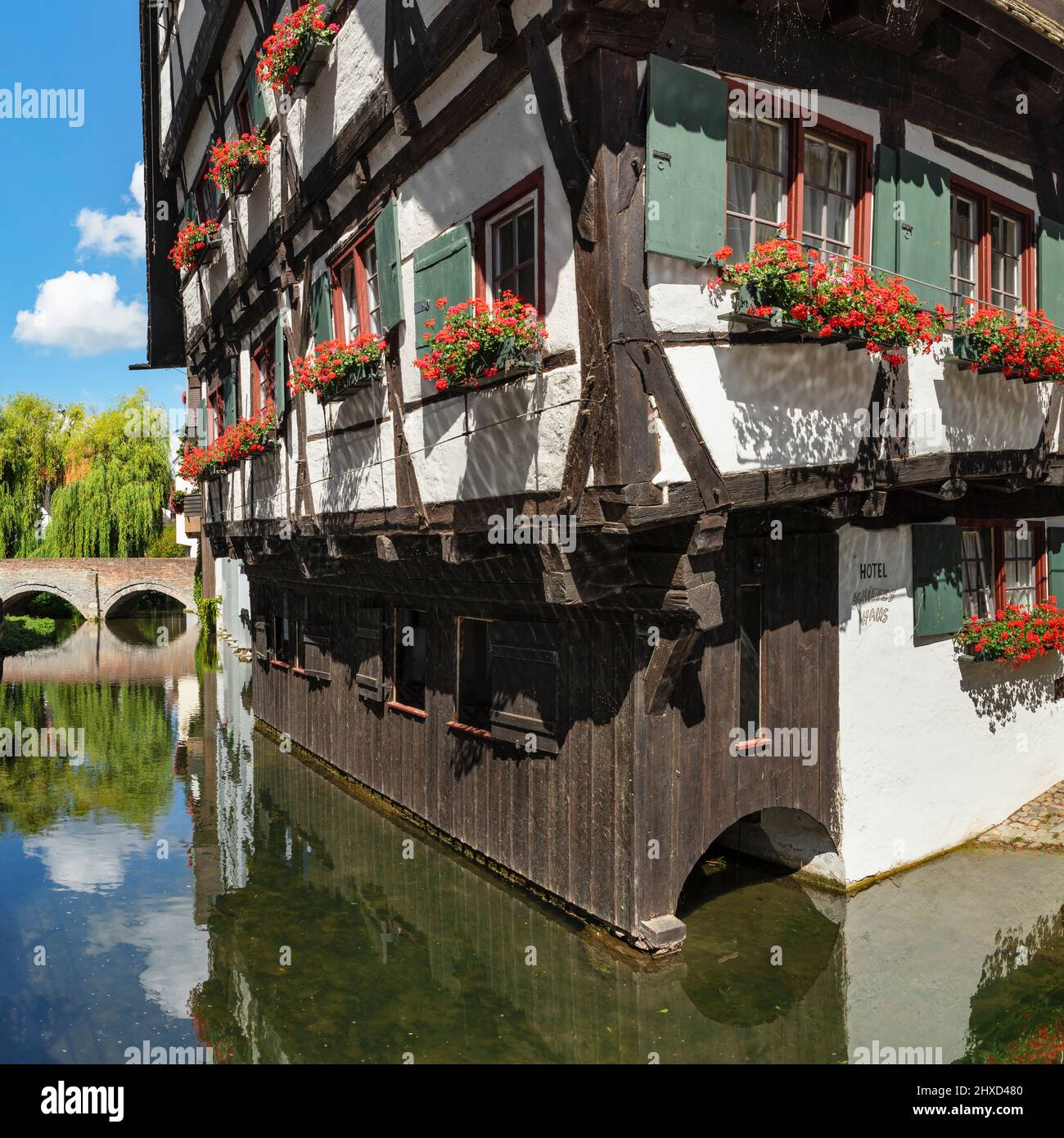 Hotel Schiefes Haus an der Blau, Fischerviertel, Ulm, Baden-Württemberg, Germania Foto Stock