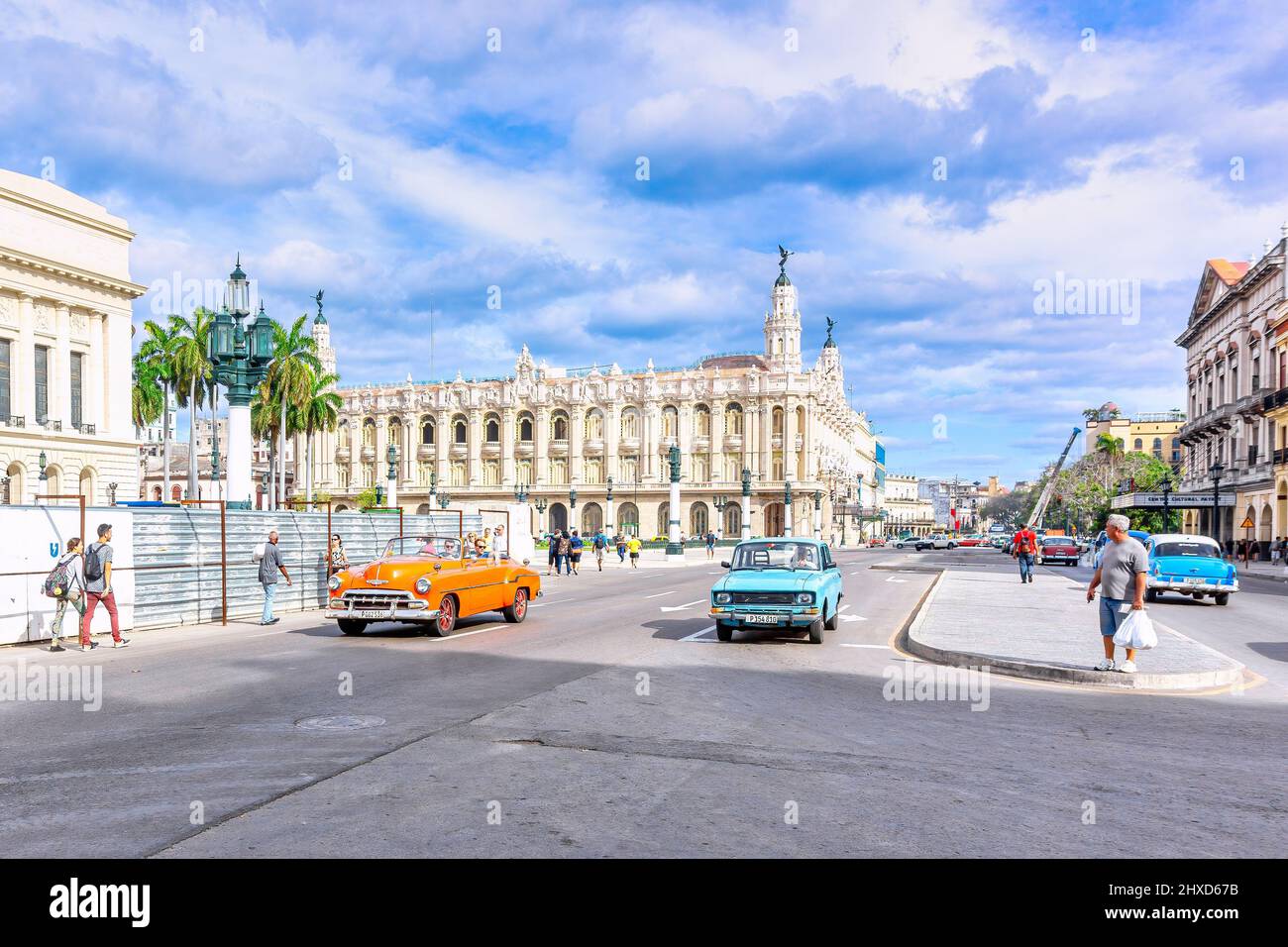 Paesaggio urbano e teatro nazionale Alicia Alonso, l'Avana, Cuba Foto Stock