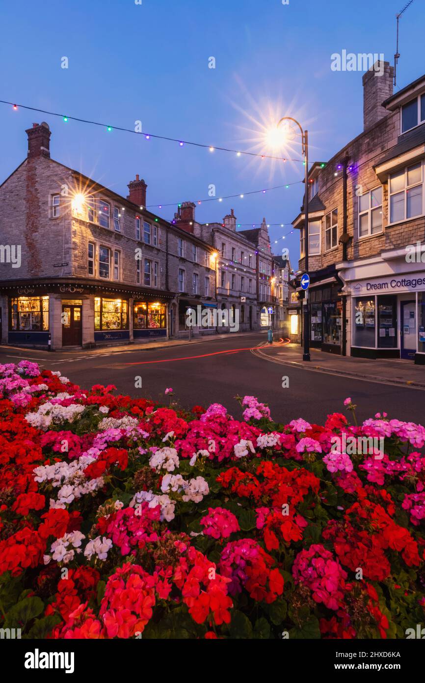 Inghilterra, Dorset, Isola di Purbeck, Swanage, Centro cittadino di notte Foto Stock
