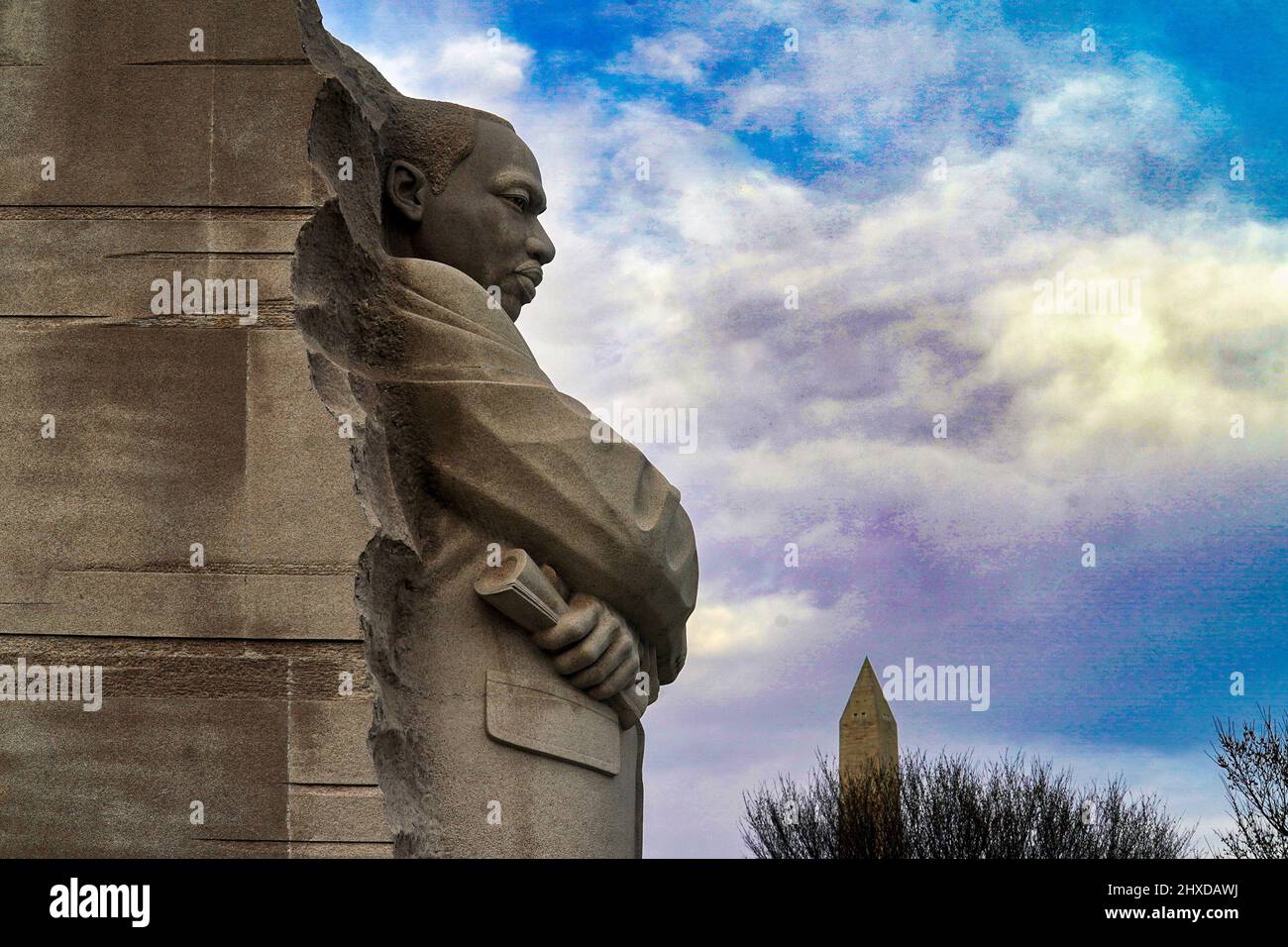 Martin Luther King Memorial con il Washington Monument sullo sfondo Foto Stock