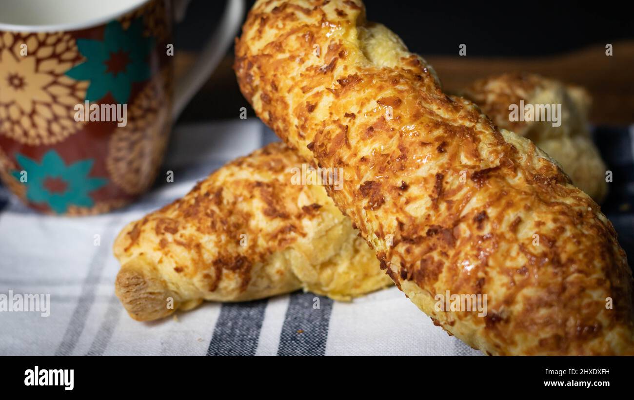pane fresco e delizioso al formaggio Foto Stock