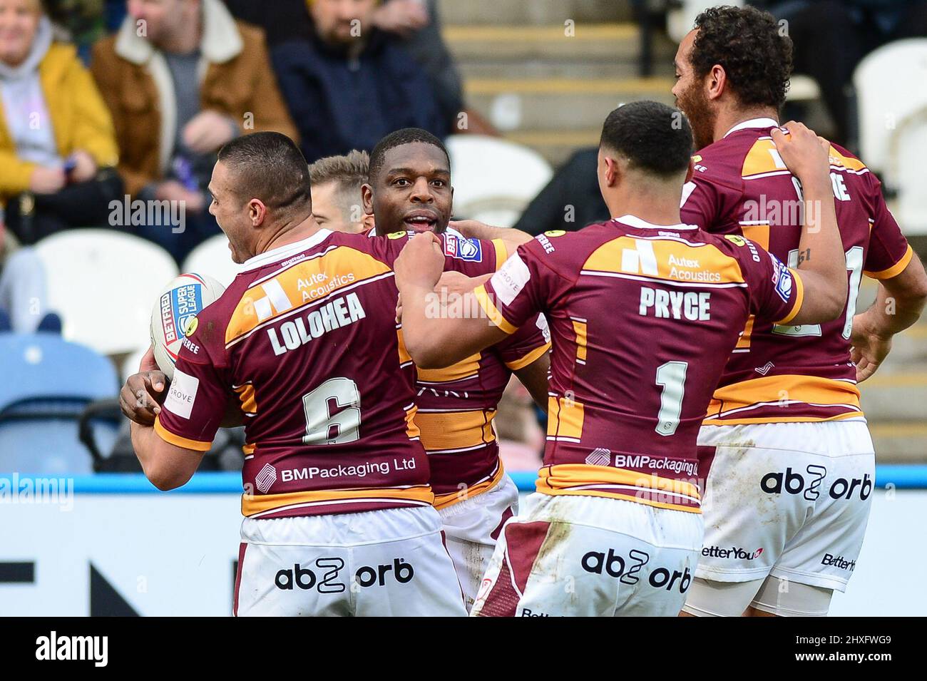 Huddersfield, Inghilterra - 12th Marzo 2022 - Jermaine McGillvario (2) di Huddersfield Giants celebra TRY. Rugby League Betfred Super League Round 5 Huddersfield Giants vs Castleford Tigers al John Smith's Stadium, Huddersfield, UK Dean Williams Credit: Dean Williams/Alamy Live News Foto Stock