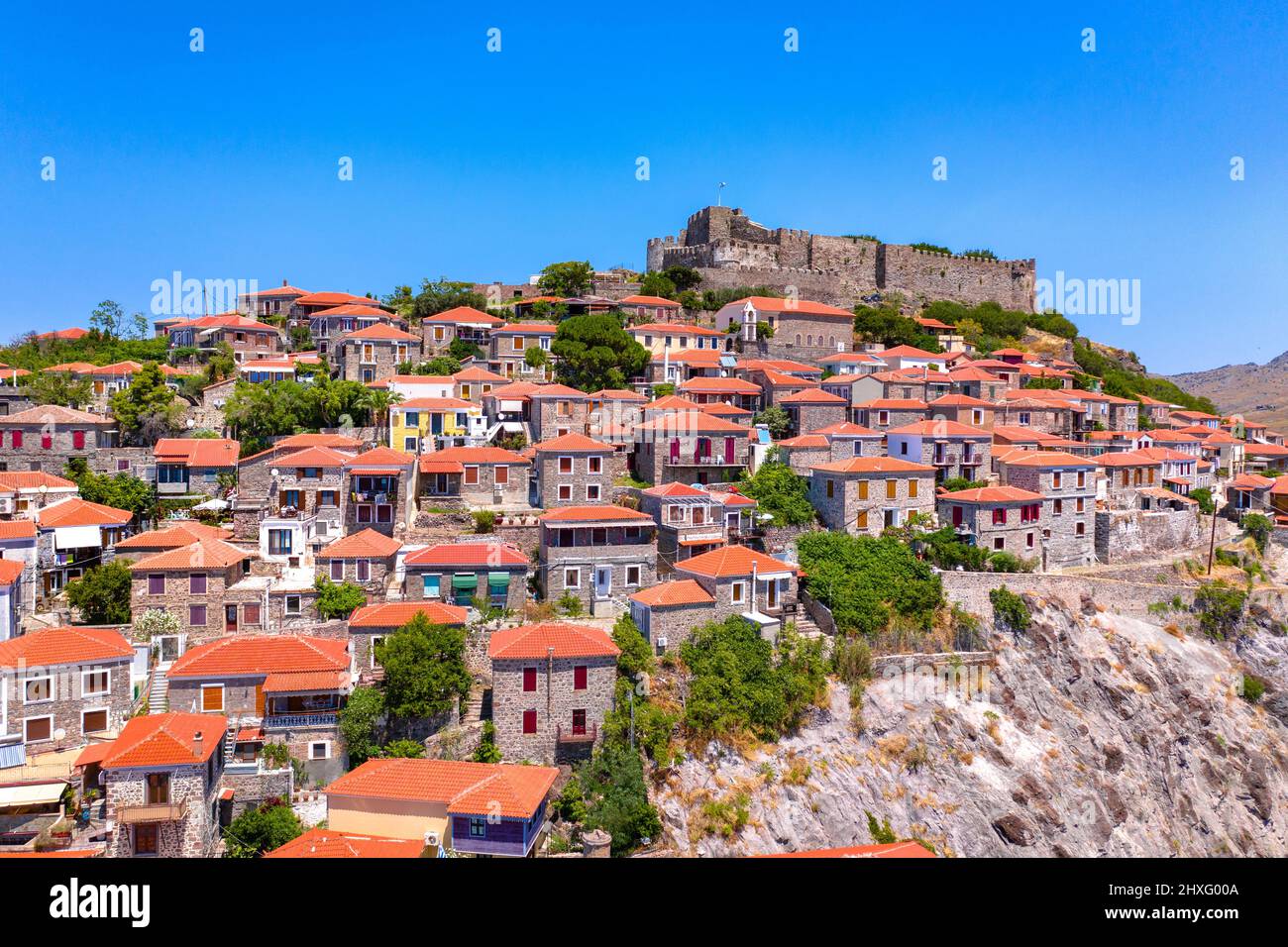 Famosa città vecchia di Molyvos, isola di Lesbo, Grecia. Foto Stock