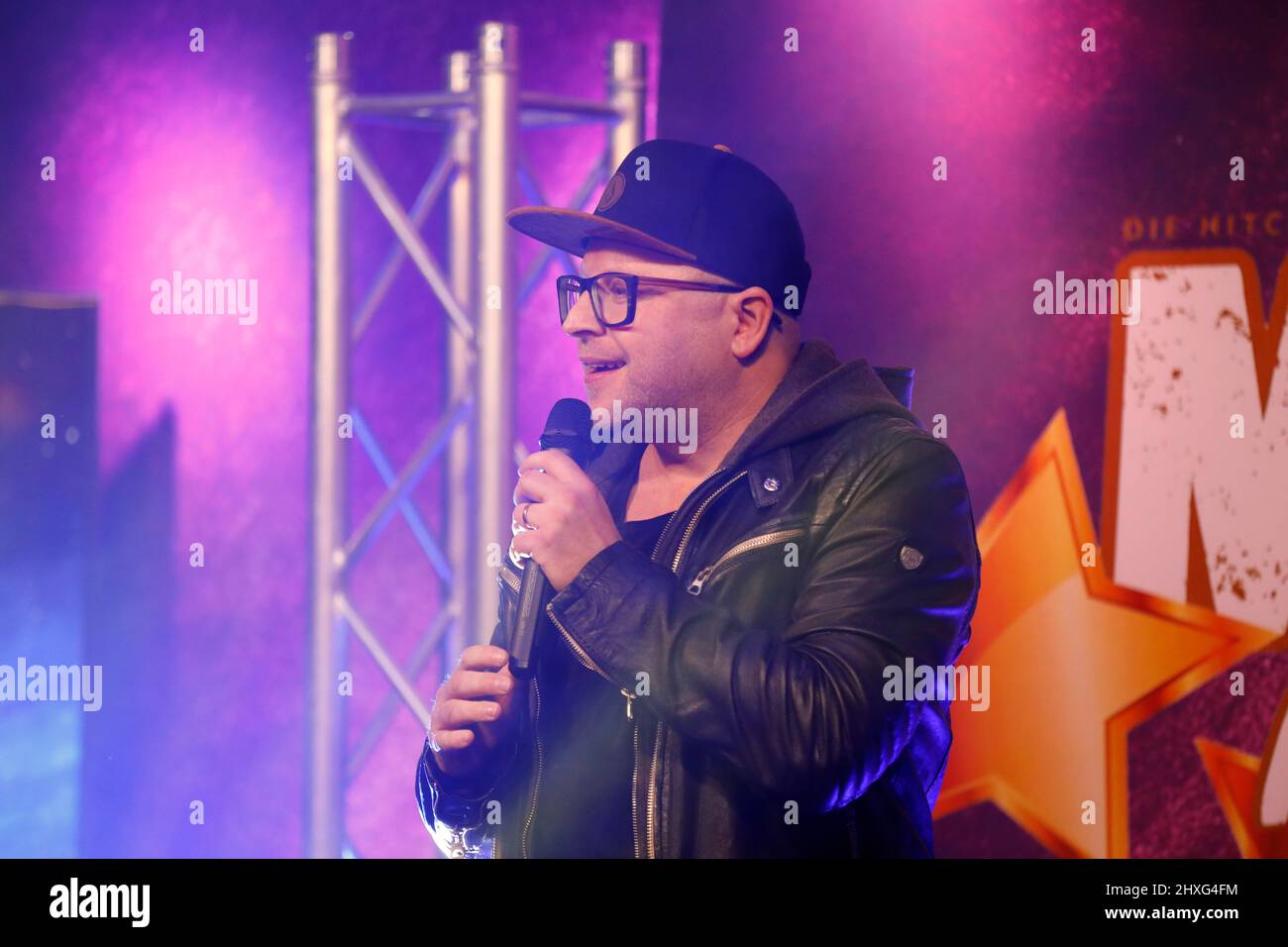 Anthony Weihs beim MusicMatch - Die Hitcharts bei MyTVplus im Gläsernen Studio von MyTVplus im Elbepark. Dresda,11.03.2022 Foto Stock