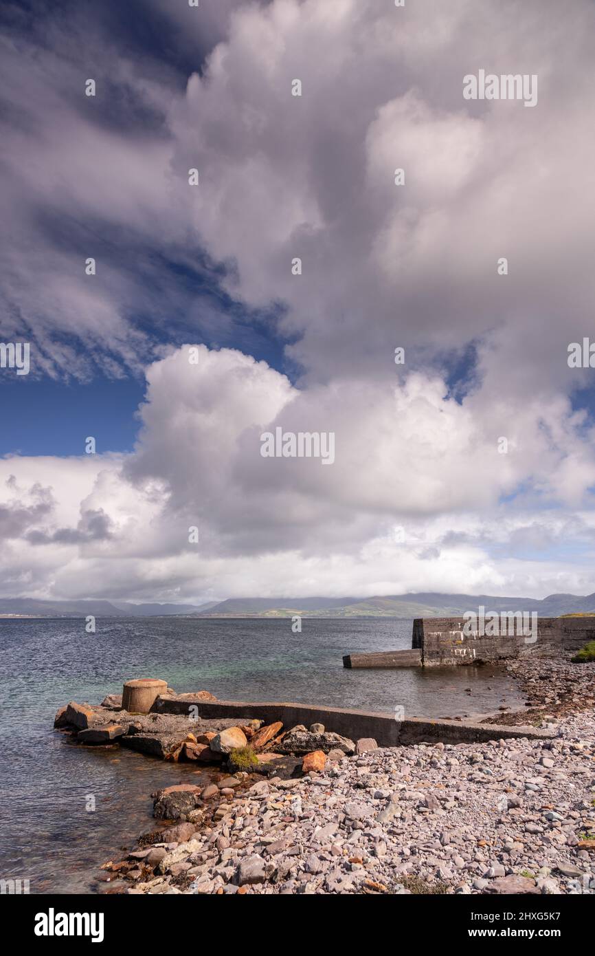 Balliskellig porto sulla costa atlantica della contea di Kerry, Irlanda Foto Stock