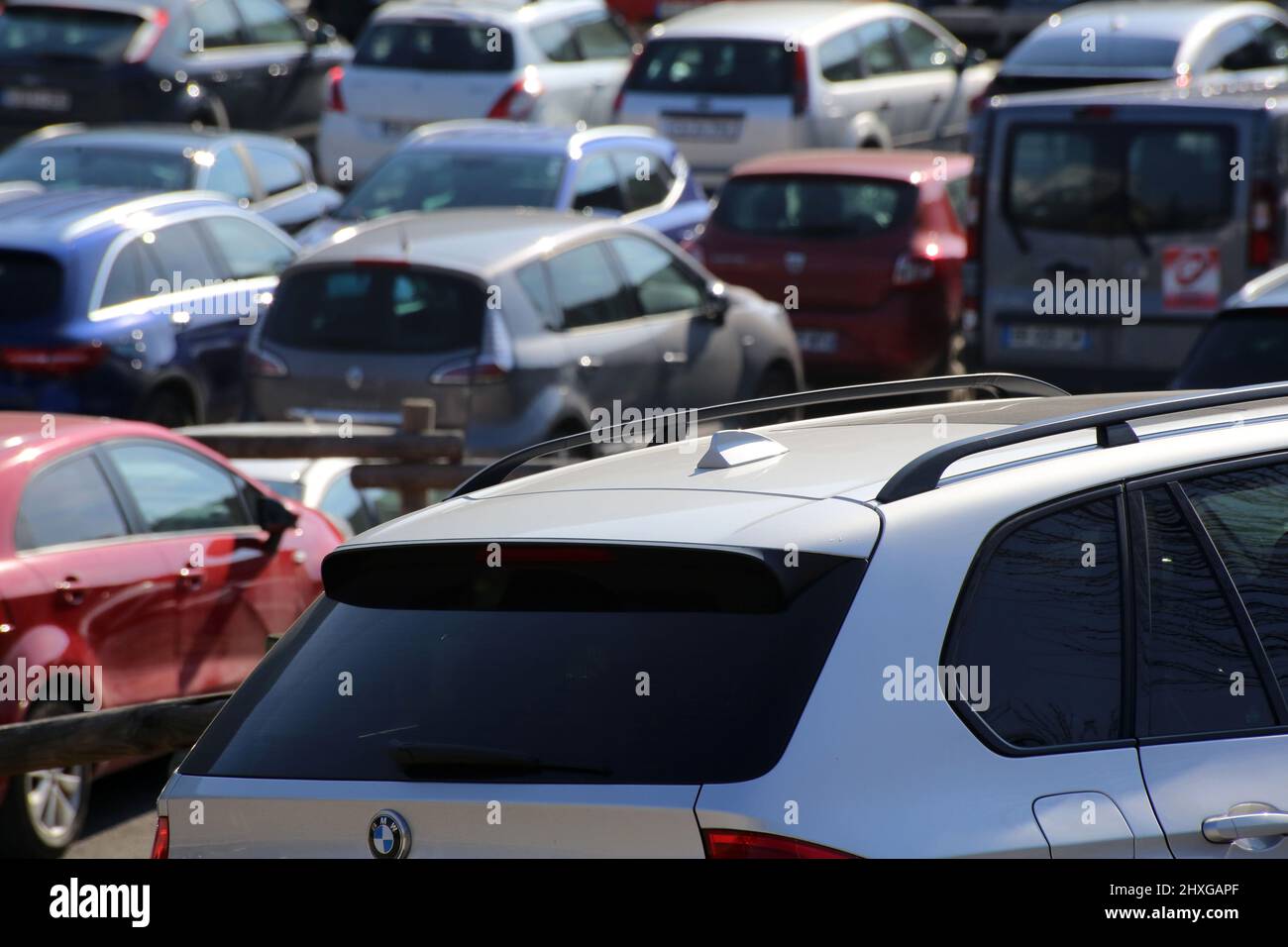 Parcheggio. Saint-Gervais-les-Bains. Alta Savoia. Auvergne-Rhône-Alpes. Alta Savoia. Francia. Foto Stock