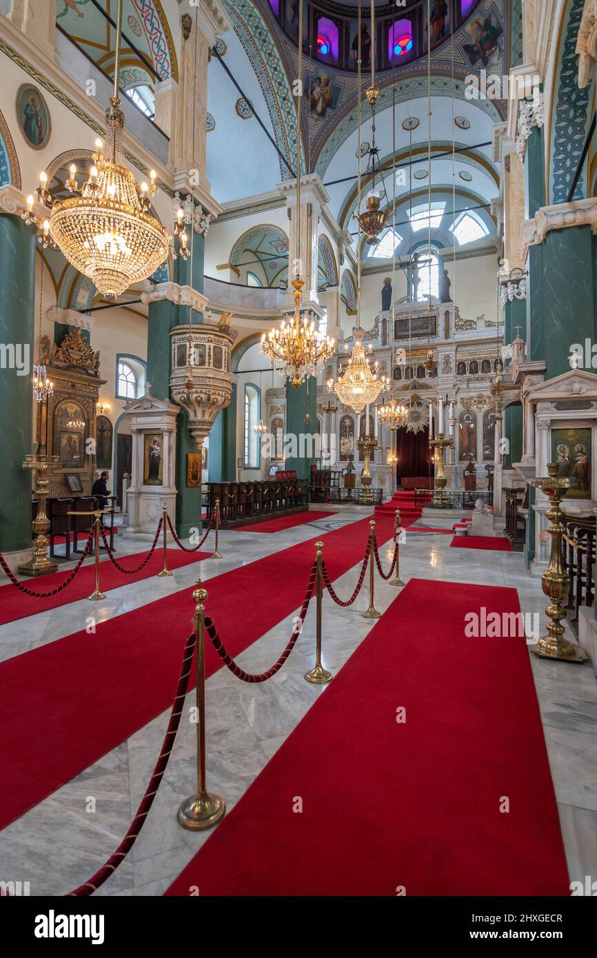 Chiesa Greco-Ortodossa di Saints Constantine and Helen in zona Tarlabasi nel distretto di Beyoglu di Istanbul, Turchia Foto Stock