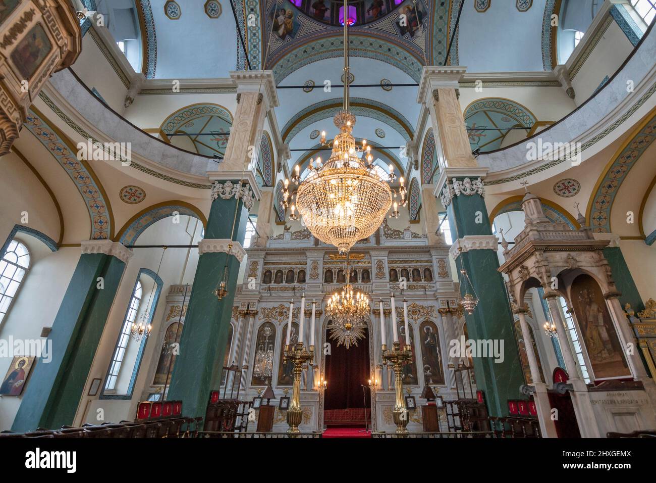 Chiesa Greco-Ortodossa di Saints Constantine and Helen in zona Tarlabasi nel distretto di Beyoglu di Istanbul, Turchia Foto Stock