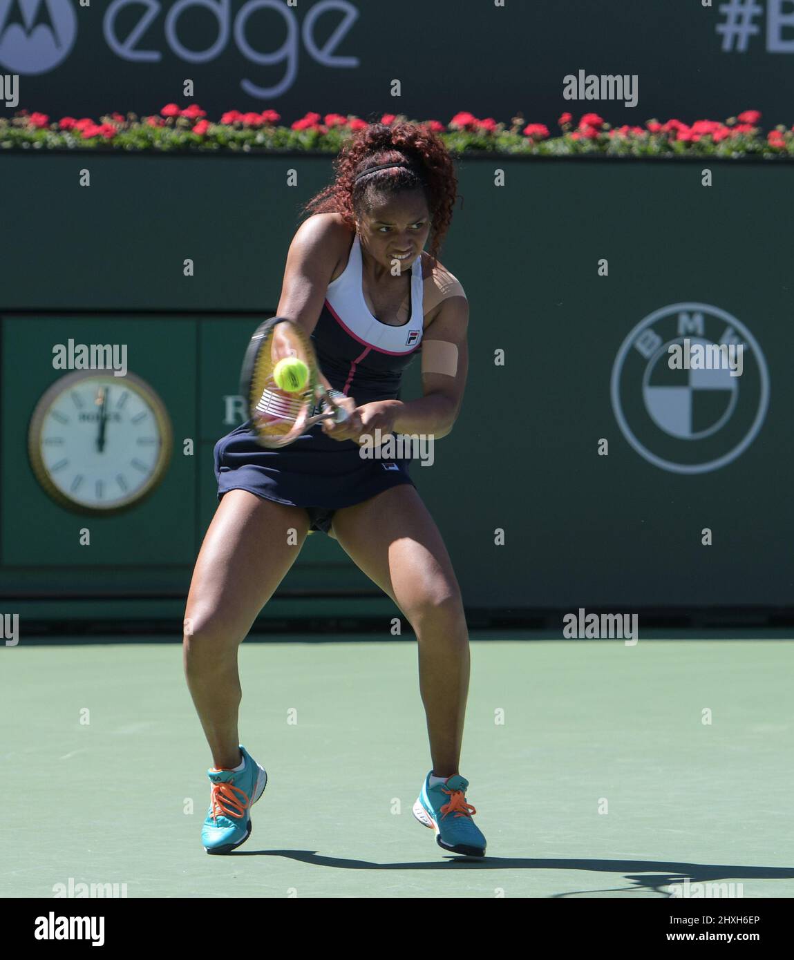 Robin Montgomery (USA) è sconfitto da Kaia kanepi (EST) 3-6, 3-6, al BNP Paribas Open in corso di disputazione al Indian Wells Tennis Garden di Indian Wells, California, il 9 marzo 2022: © Karla Kinne/Tennisclix/CSM Foto Stock